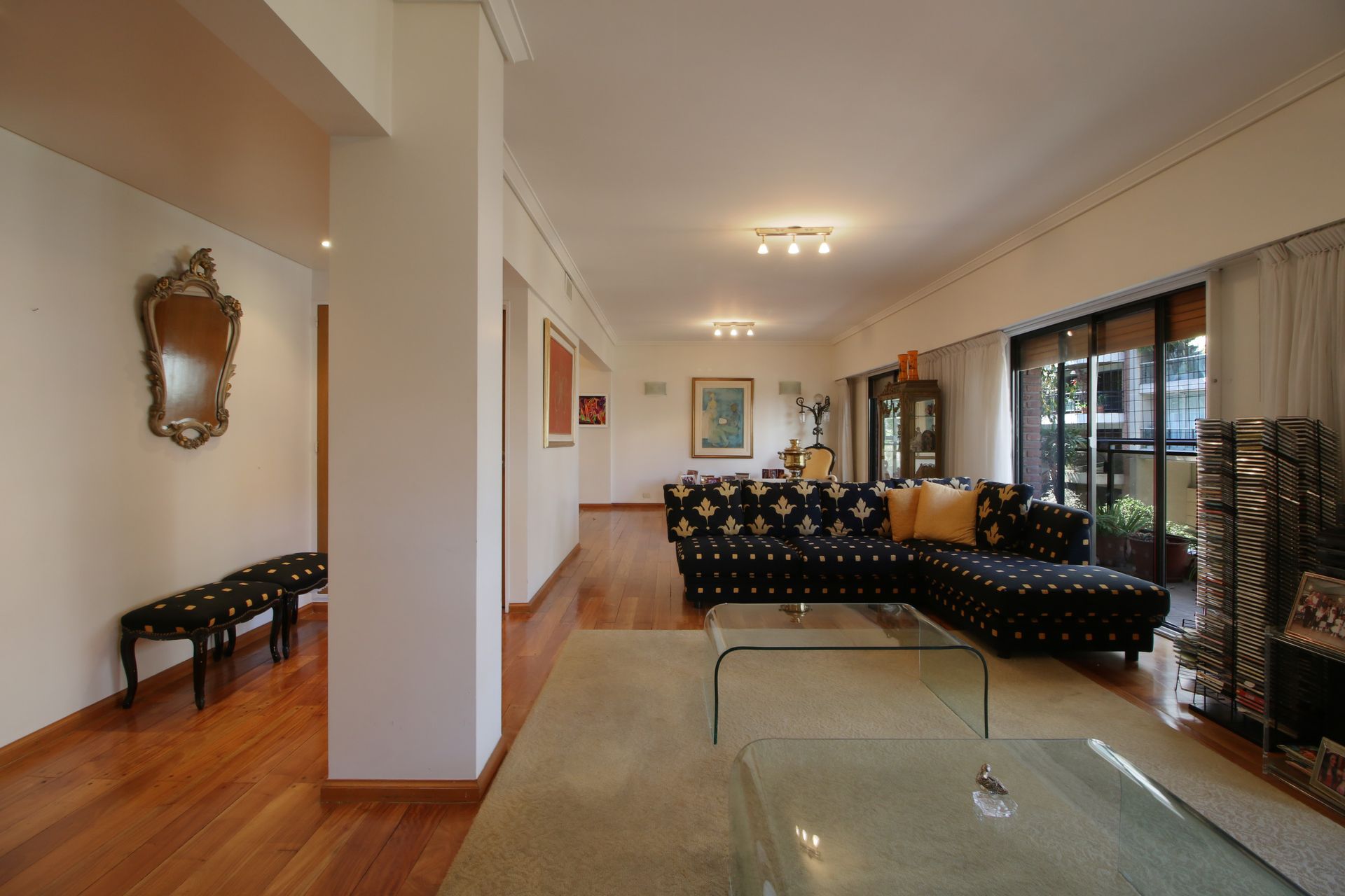Venta PISO 4 ambientes en Belgrano con dependencia - 2