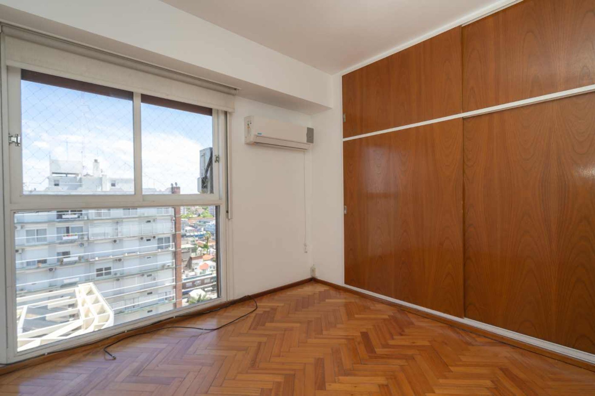 DEPTO EN VENTA CUATRO AMB. MARTINEZ , CON RENTA - 13