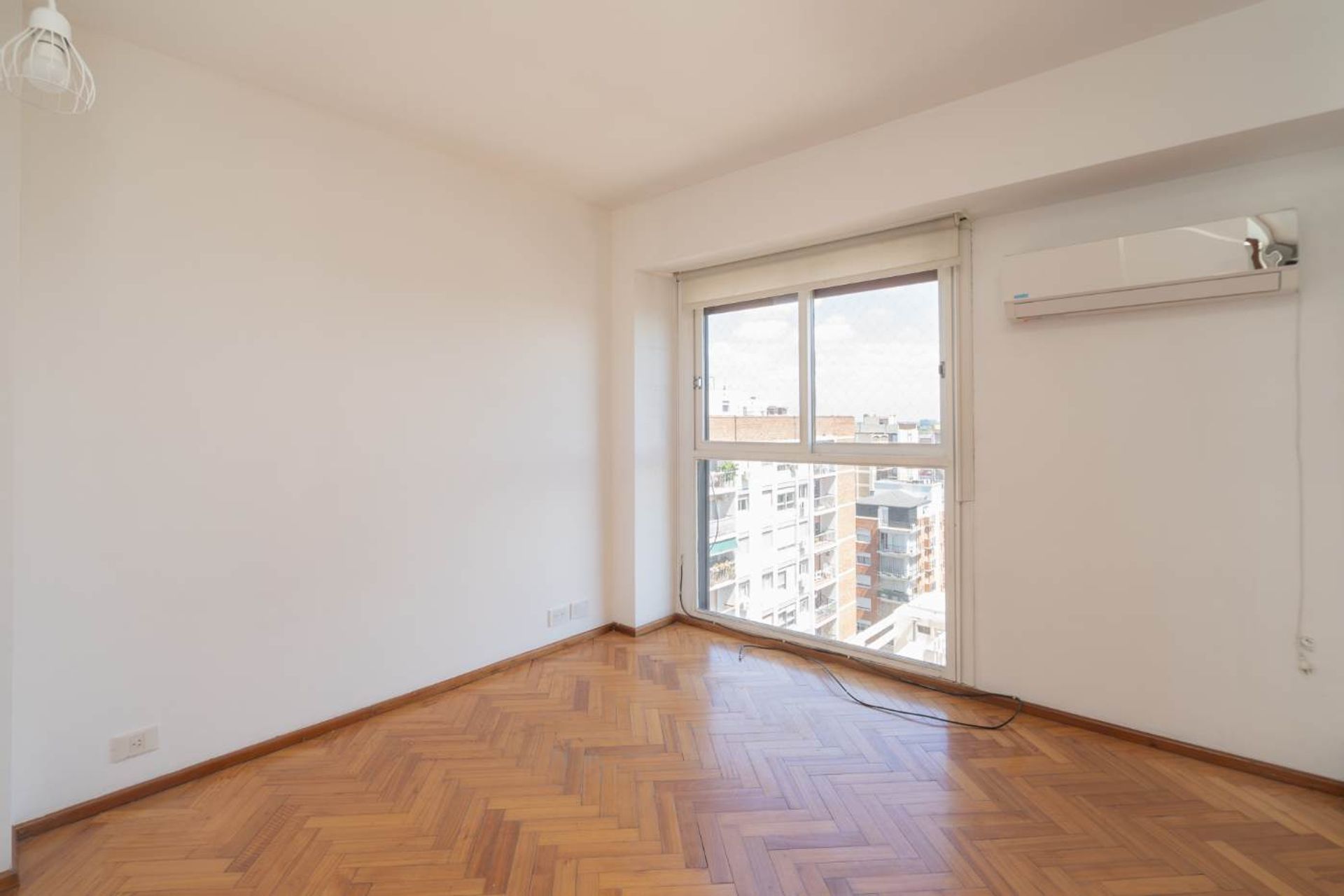 DEPTO EN VENTA CUATRO AMB. MARTINEZ , CON RENTA - 19