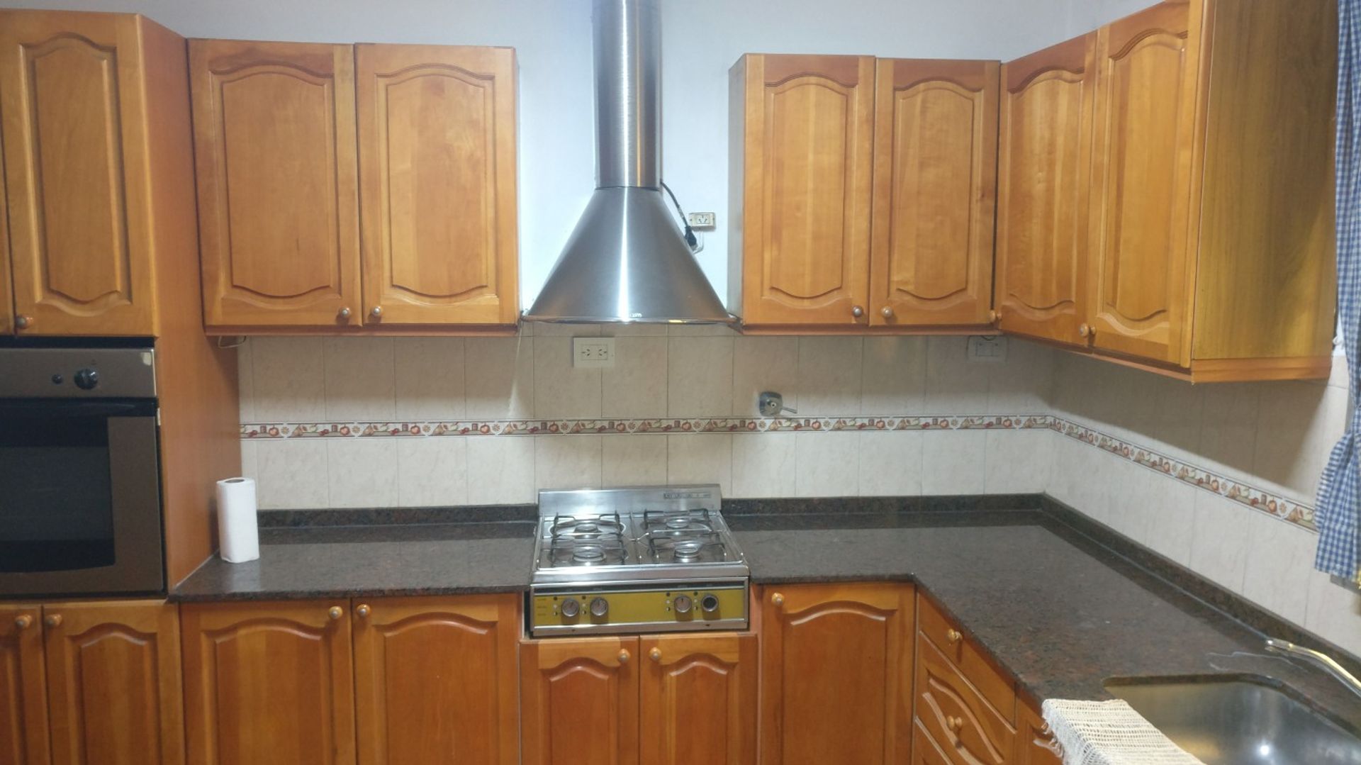 CASA GRANDE EN VENTA EN JOSE C PAZ QUINCHO CERRAD - 4