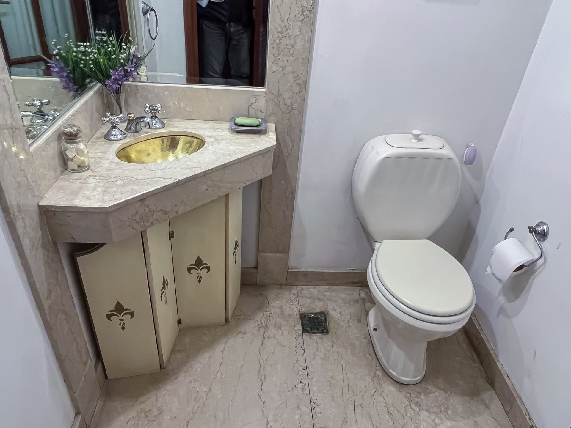 CASA 4 DORMITORIOS EN VENTA EN ALMAGRO CON COCHERA - 19
