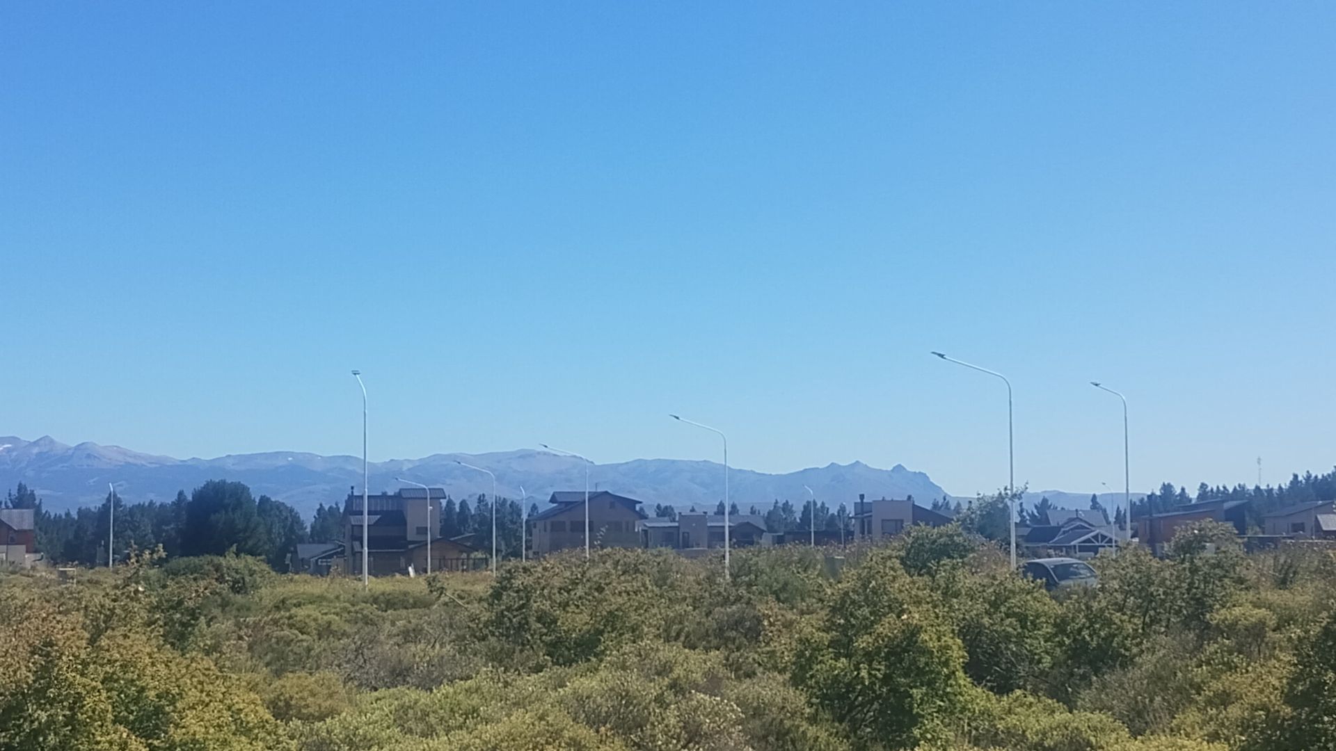 Lote plano con vista a los cerros en Bariloche - 4