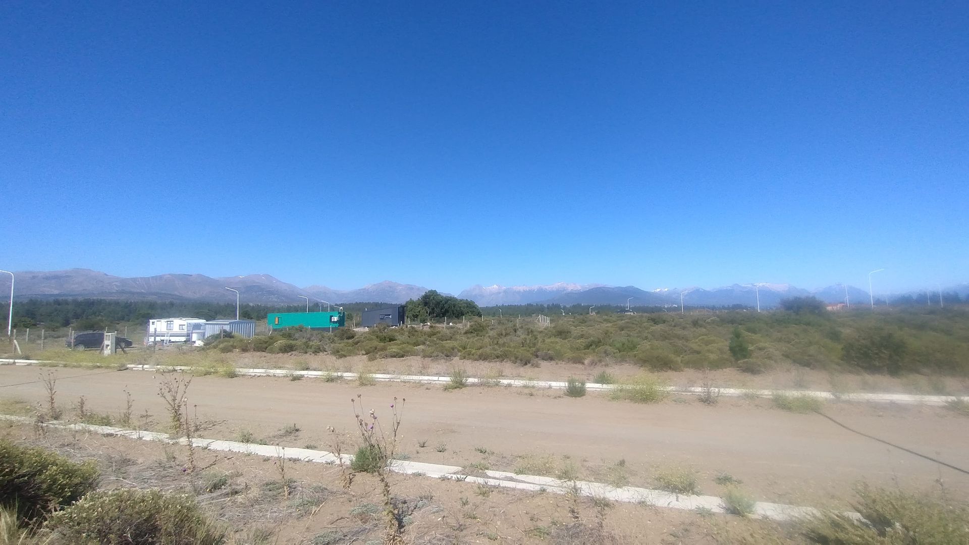 Lote plano con vista a los cerros en Bariloche - 8