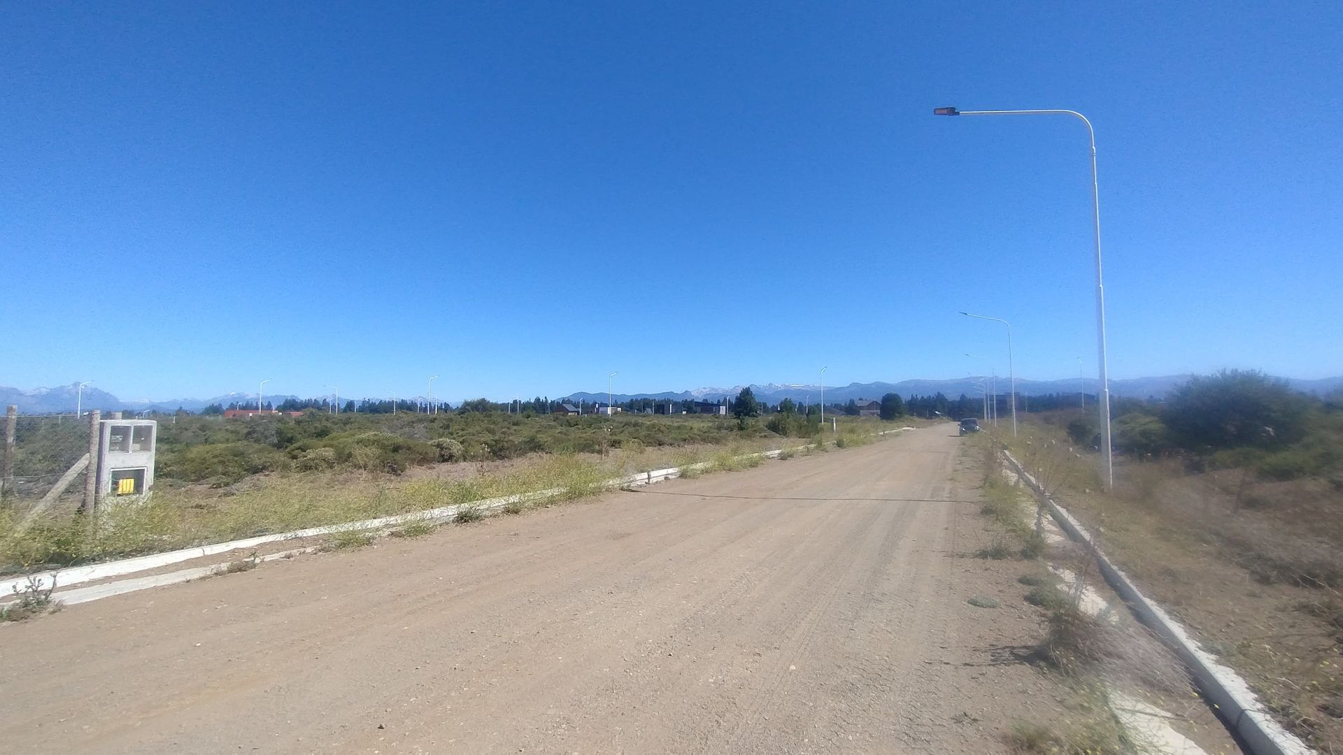 Lote plano con vista a los cerros en Bariloche - 6
