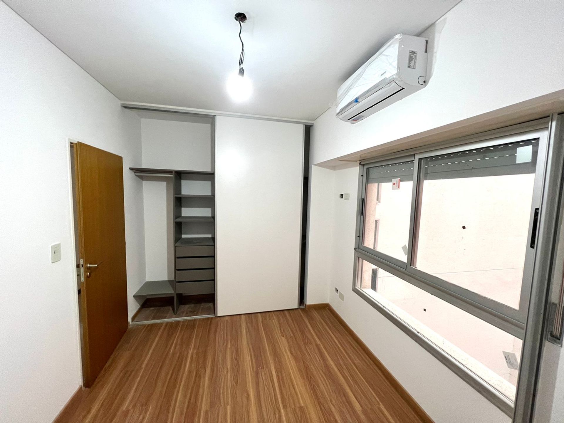 DEPARTAMENTO EN VENTA 3 AMB CON BALCON FTE V. LURO - 5