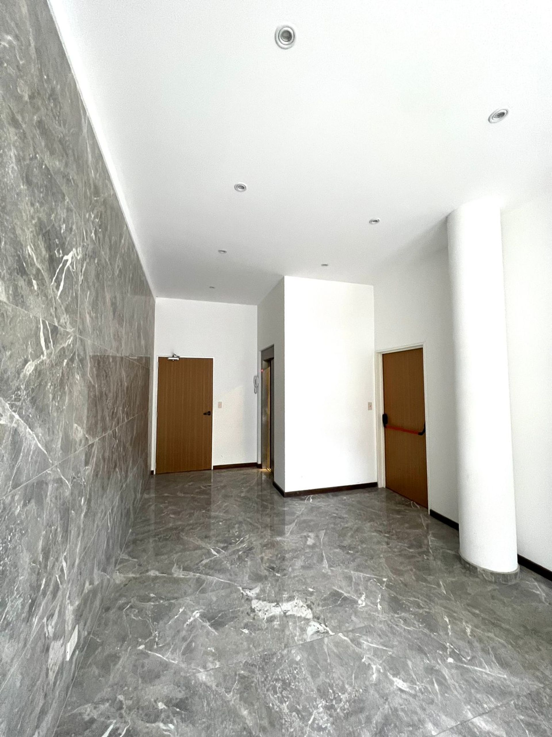 DEPARTAMENTO EN VENTA 3 AMB CON BALCON FTE V. LURO - 18