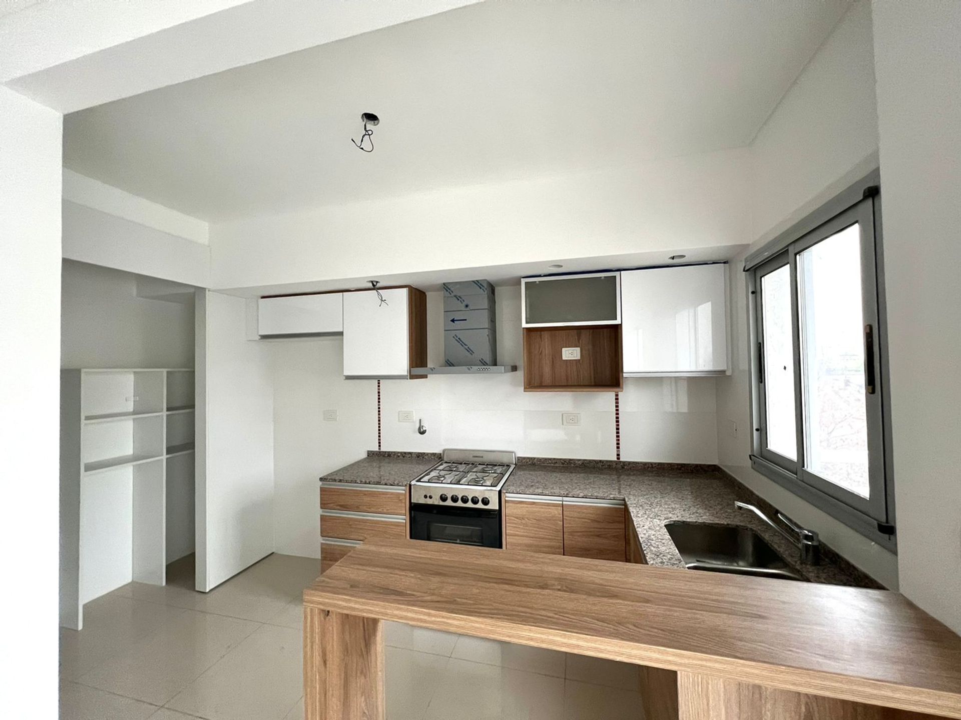 DEPARTAMENTO EN VENTA 3 AMB CON BALCON FTE V. LURO - 6