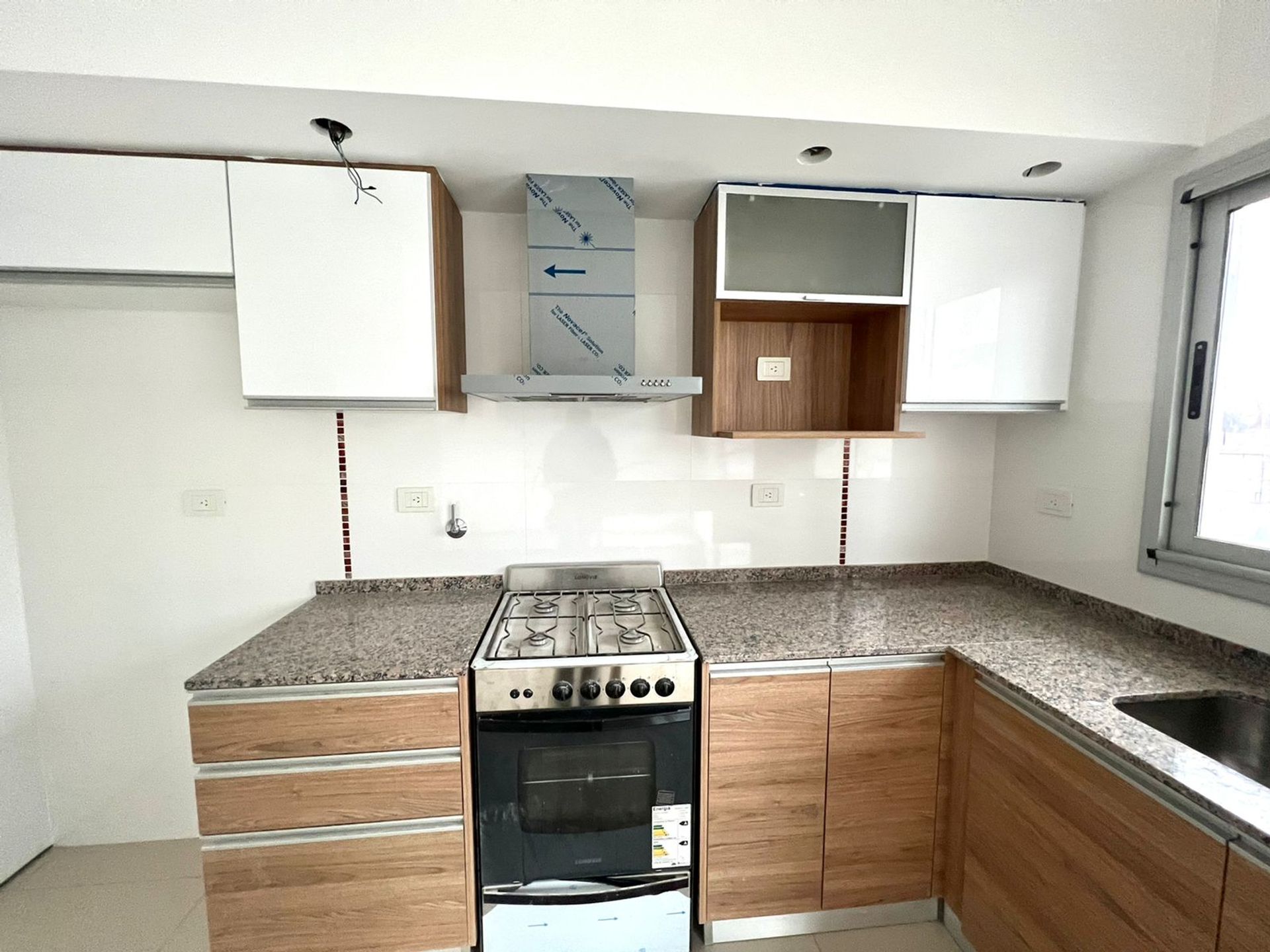 DEPARTAMENTO EN VENTA 3 AMB CON BALCON FTE V. LURO - 4