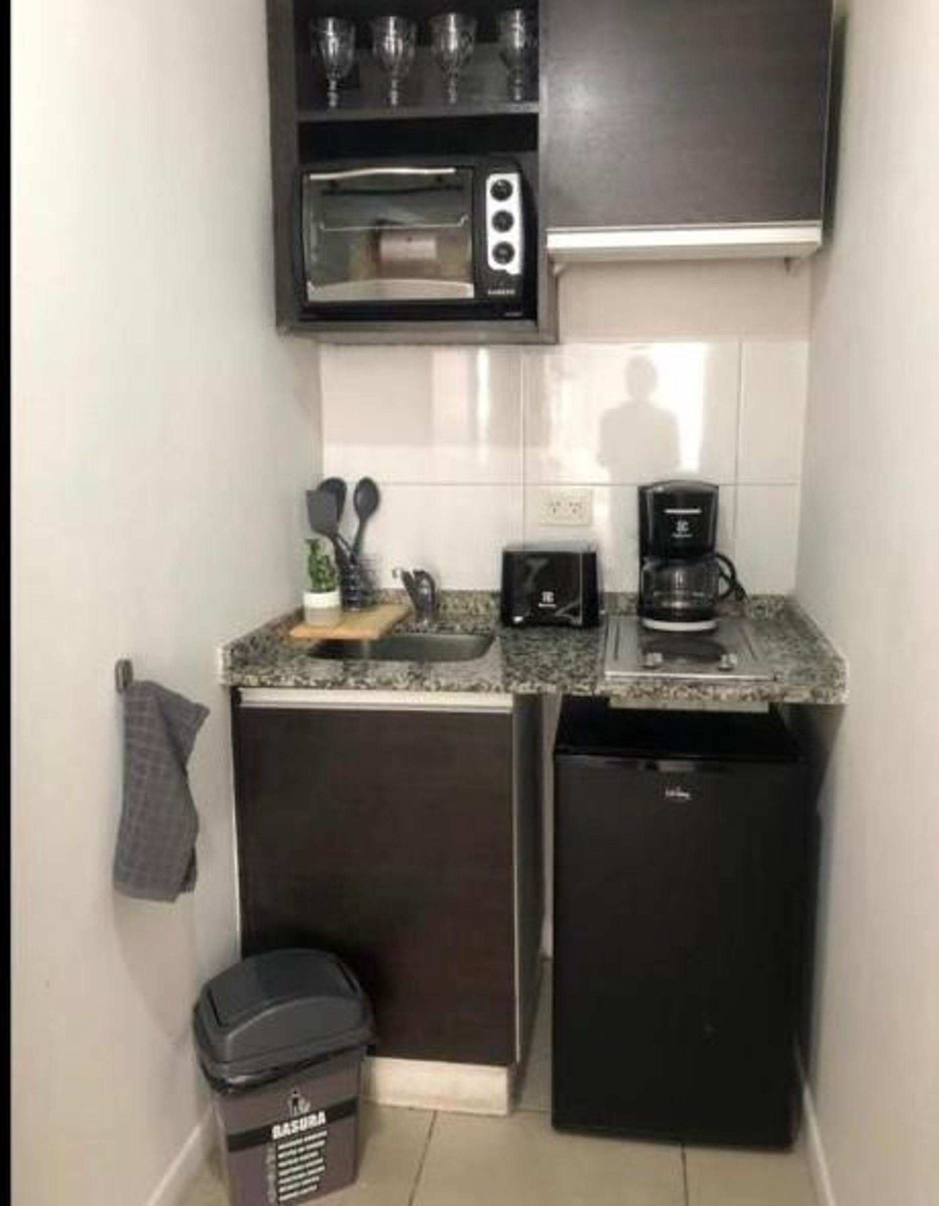 Venta Monoambiente reciclado con balcón, amenities - 8