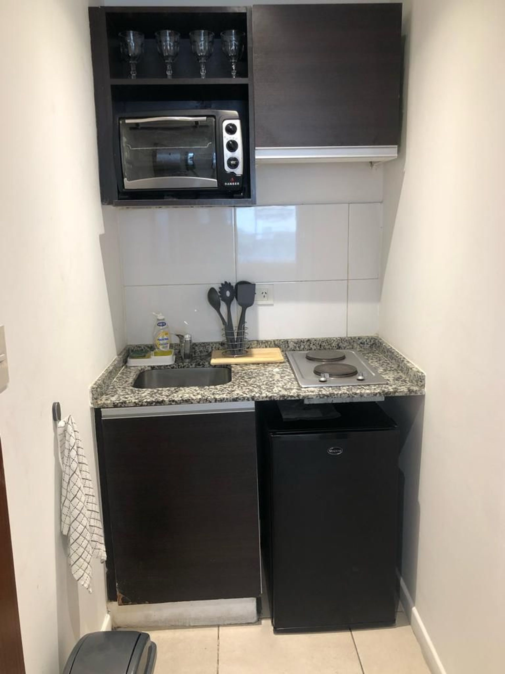 Venta Monoambiente reciclado con balcón, amenities - 12