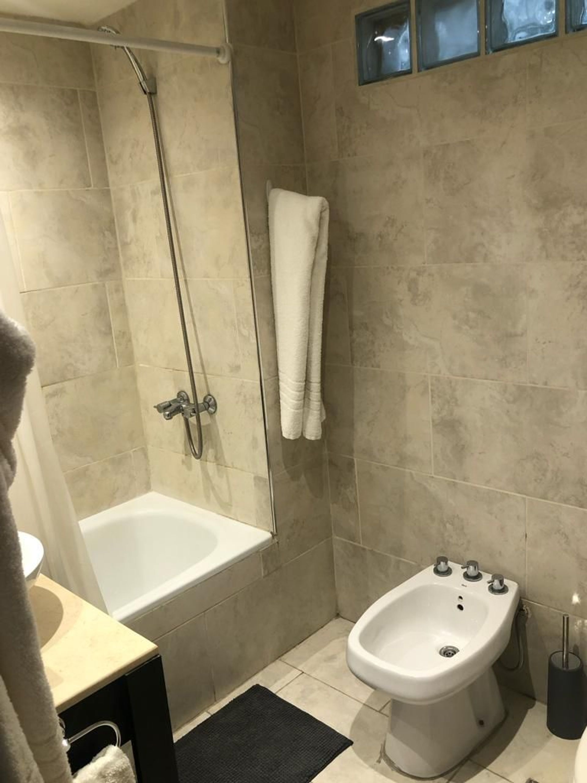 Venta Monoambiente reciclado con balcón, amenities - 11