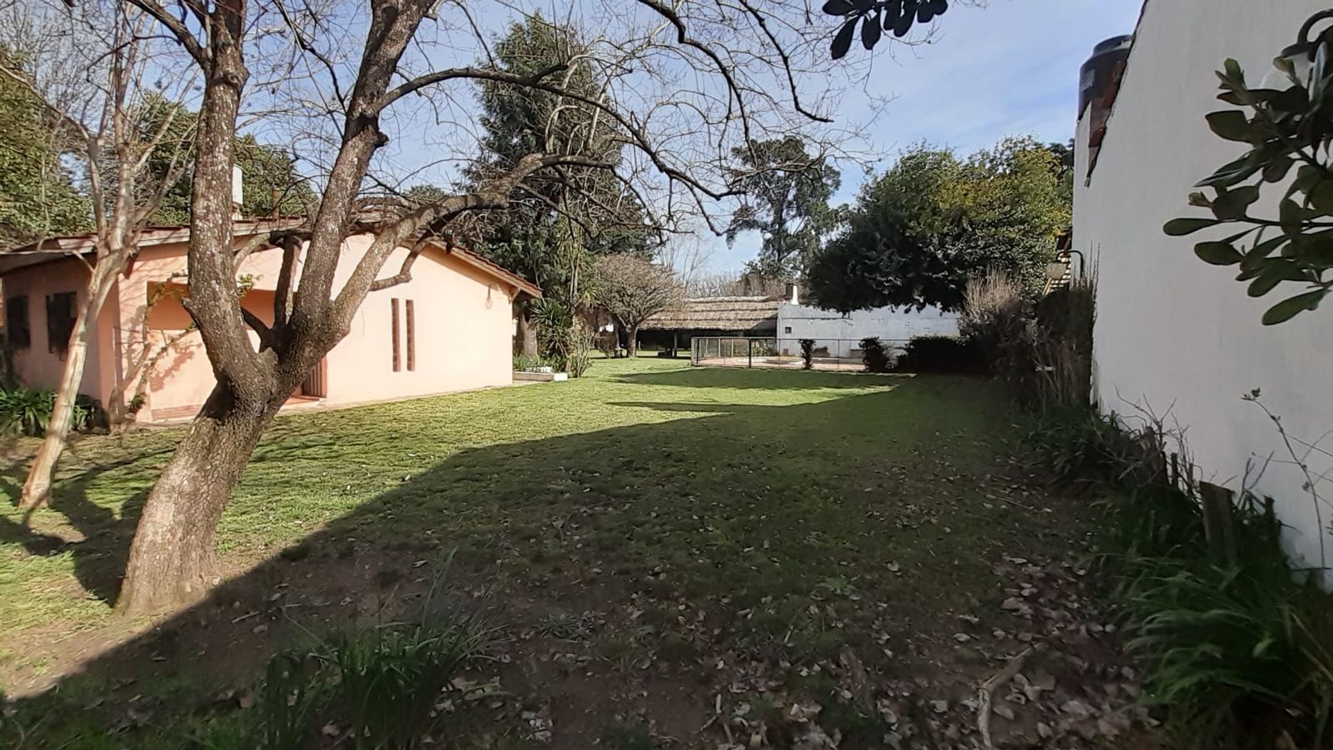 VENTA CASA, TERRENO 1800 M2 JOSE. C. PAZ. PERMUTA - 18