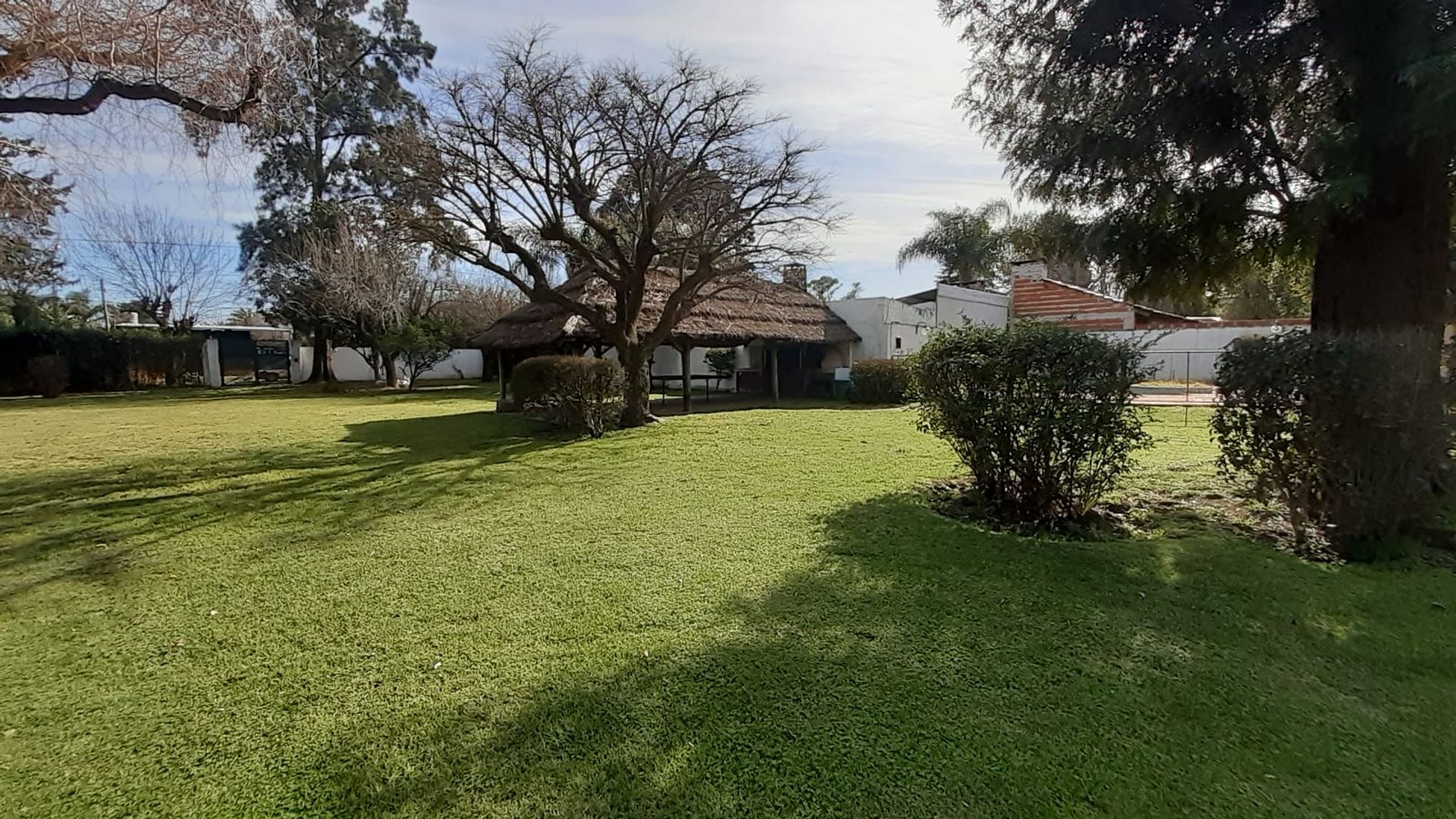 VENTA CASA, TERRENO 1800 M2 JOSE. C. PAZ. PERMUTA - 5