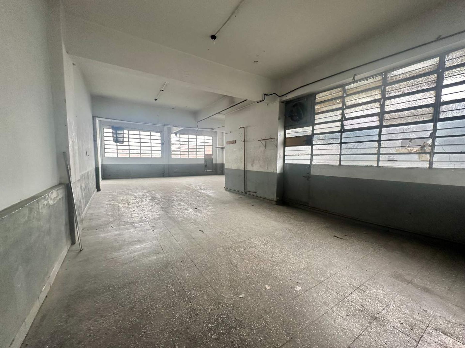 DEPOSITO VENTA EN VILLA CRESPO - 4