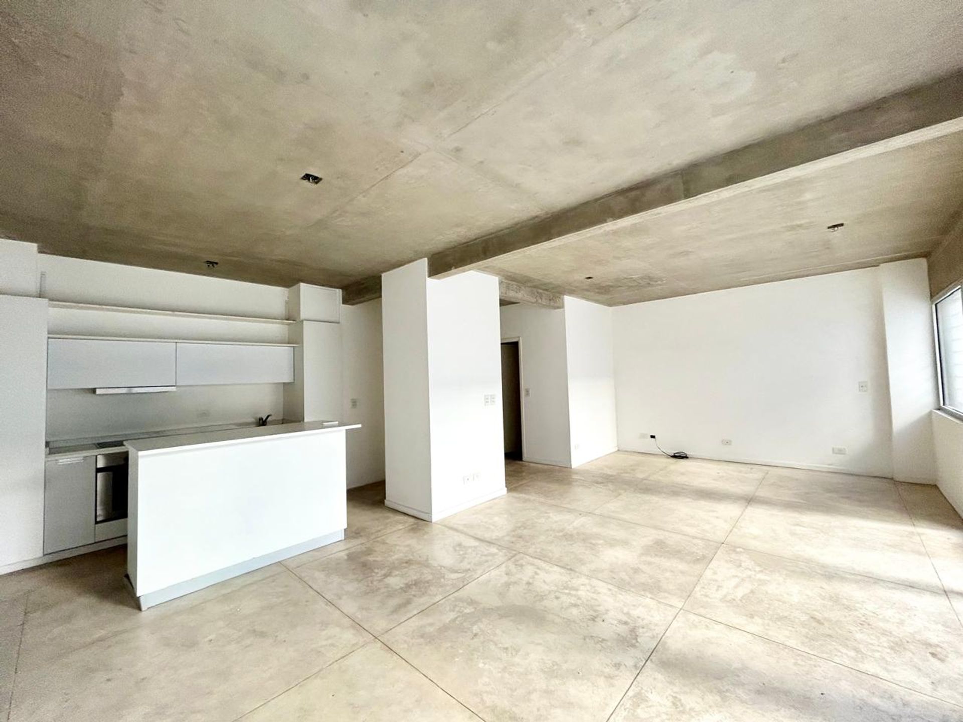VENTA MONOAMBIENTE DIVISIBLE PATIO COLEGIALES - 2