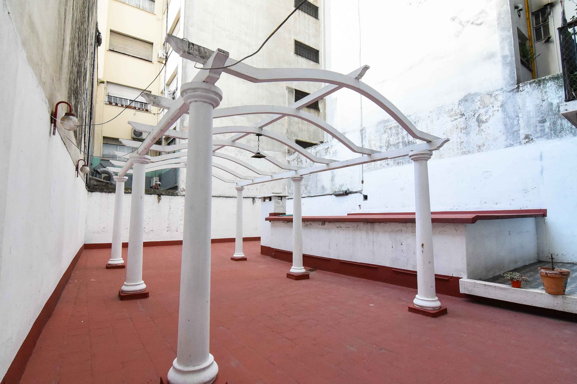 VENTA SEMIPISO 4 AMBIENTES CON PATIO EN BALVANERA - 6