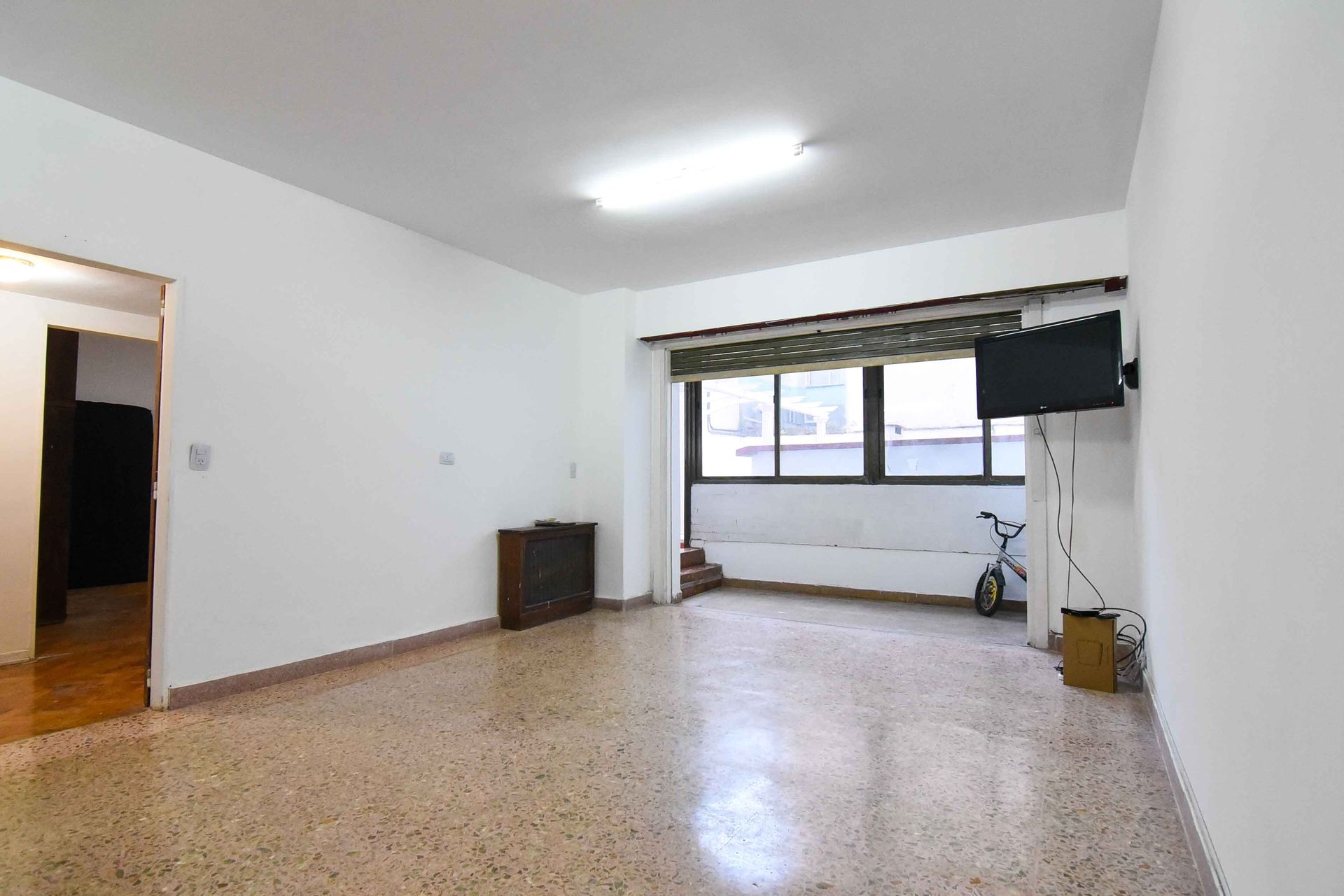 VENTA SEMIPISO 4 AMBIENTES CON PATIO EN BALVANERA - 10