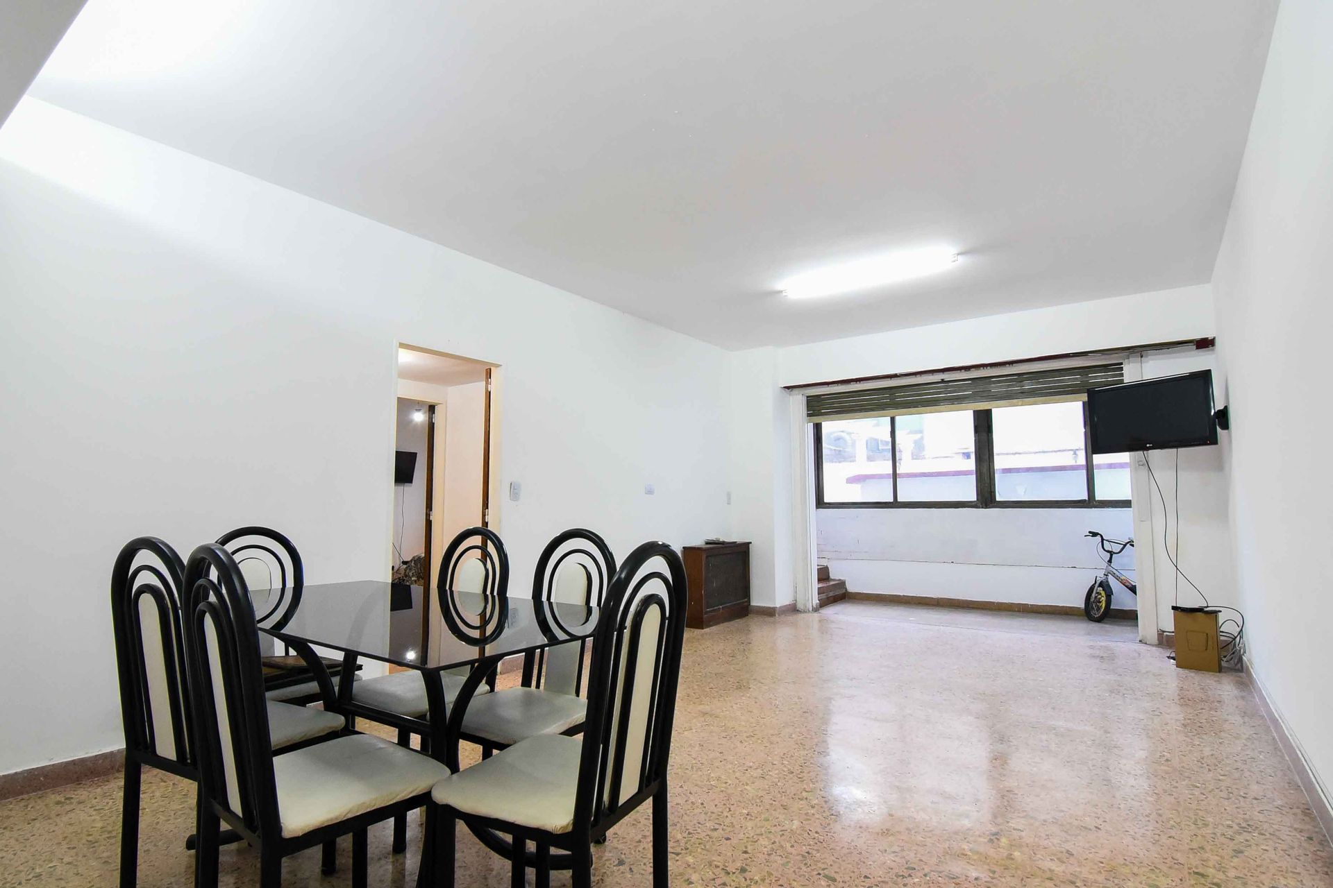 VENTA SEMIPISO 4 AMBIENTES CON PATIO EN BALVANERA - 4