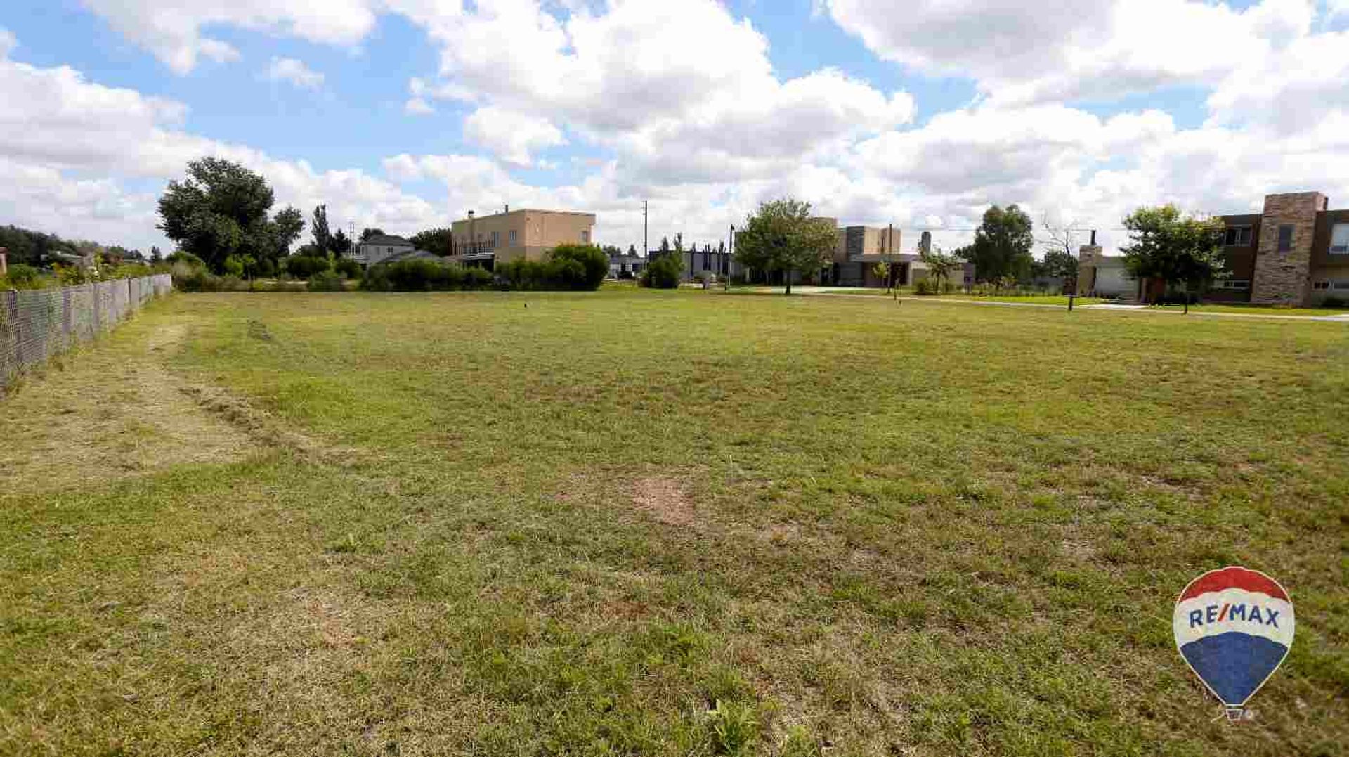 VENTA LOTE INTERNO FINCAS DE SAN VICENTE GOLF - 18