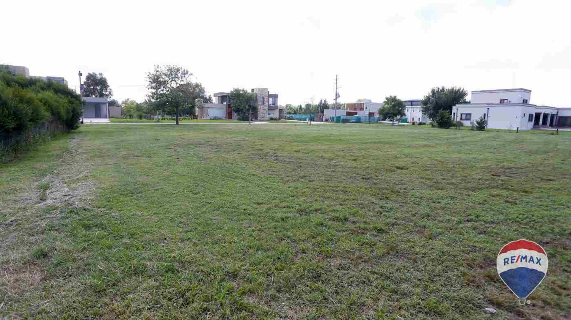 VENTA LOTE INTERNO FINCAS DE SAN VICENTE GOLF - 17