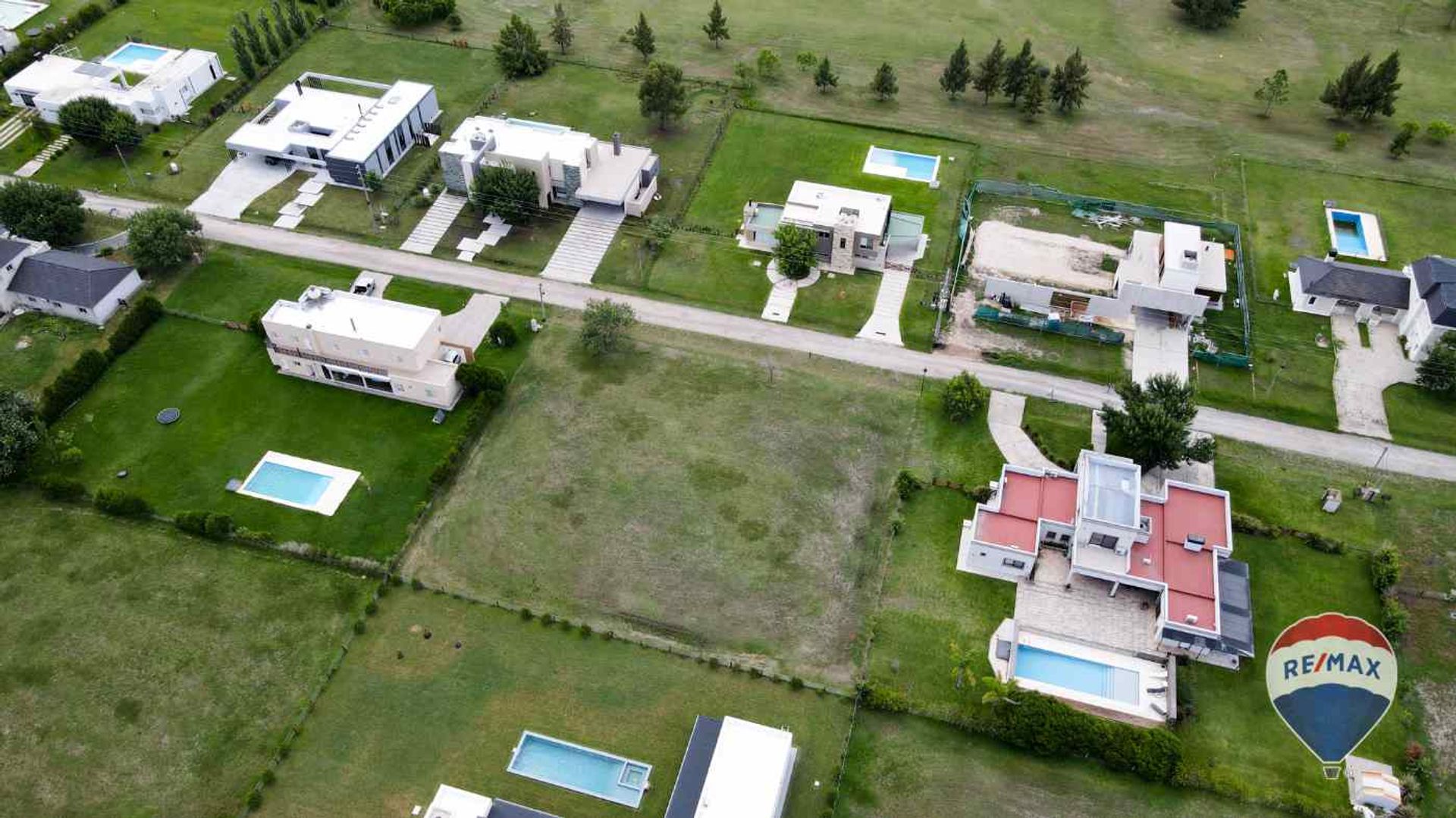 VENTA LOTE INTERNO FINCAS DE SAN VICENTE GOLF - 4