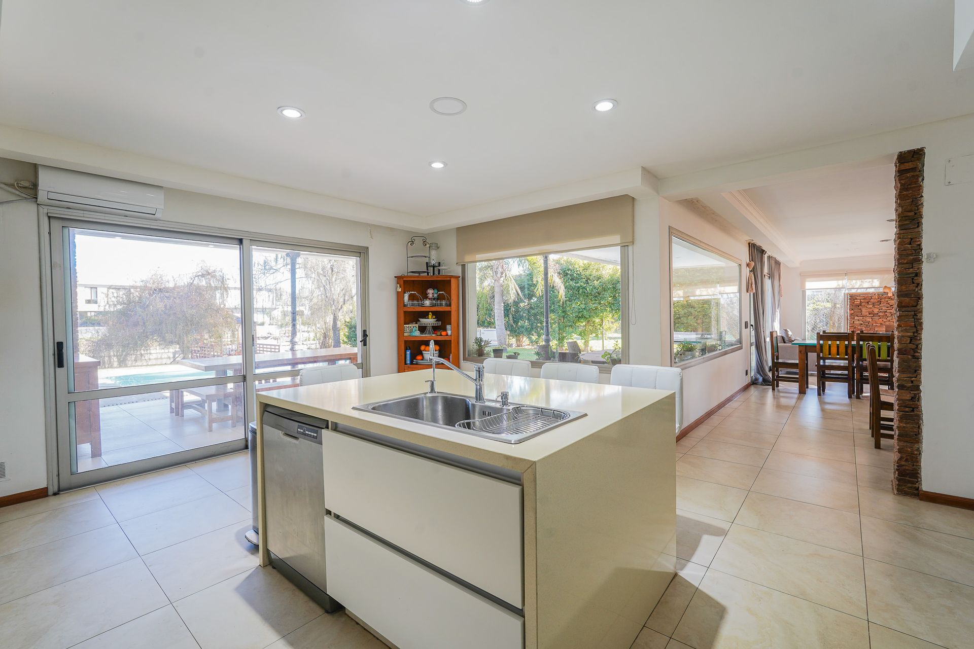VENTA CASA AL RIO EN SAN BENITO, VILLANUEVA TIGRE - 8
