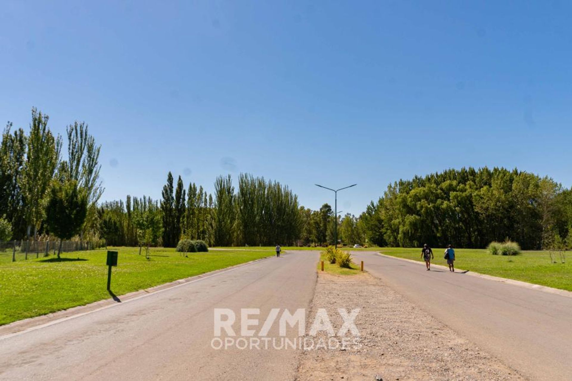 VENTA- TERRENO UF 447| B° Los Canales de Plottier - 11