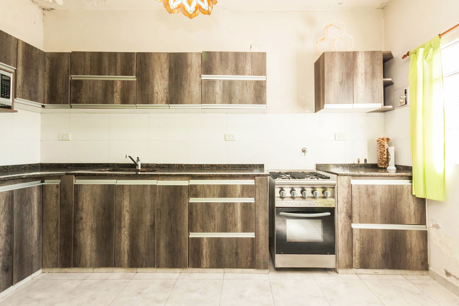 VENTA PH AL FRENTE CON COCHERA Y TERRAZA - 14