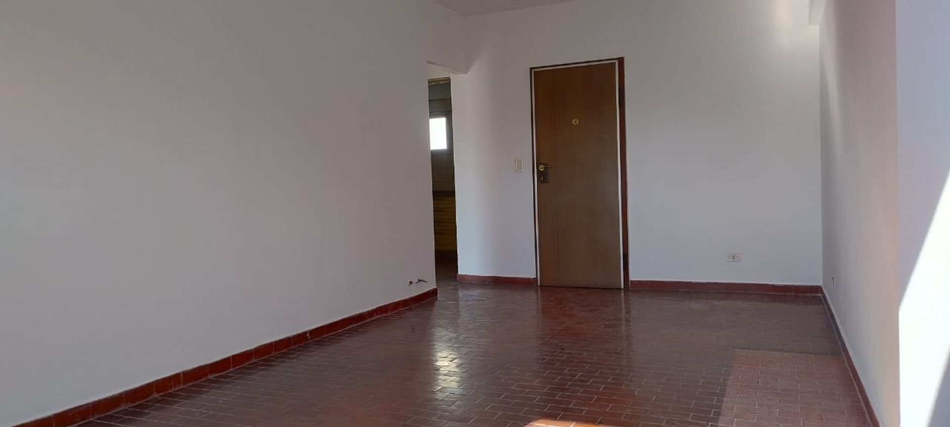 Venta Dpto 2 ambientes con balcón y lavadero - 8