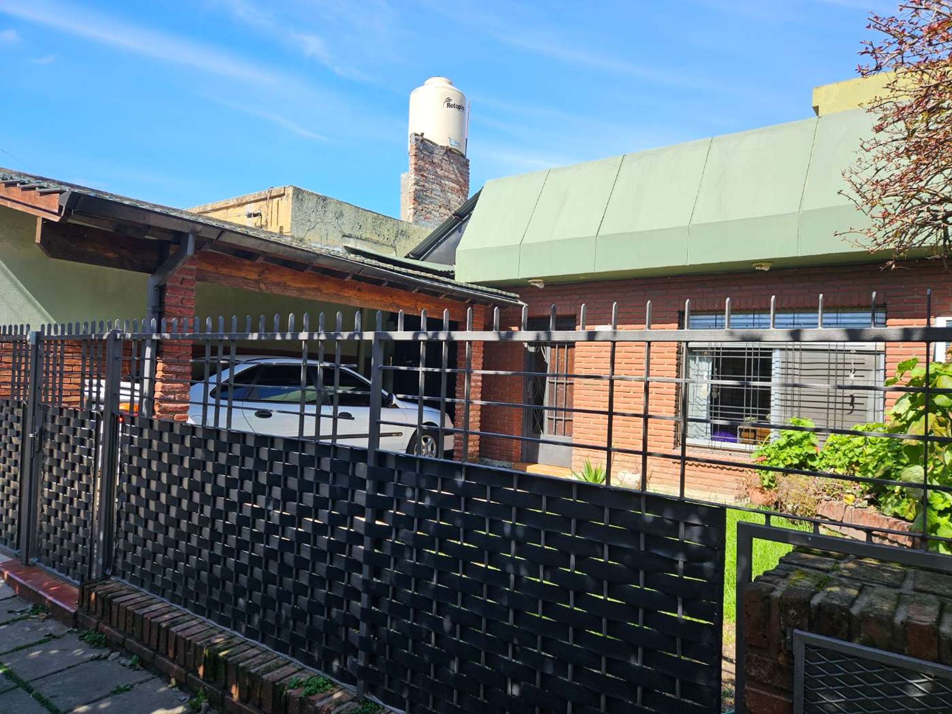 Casa venta 4 amb Ciudadela lote propio jardin coch - 2