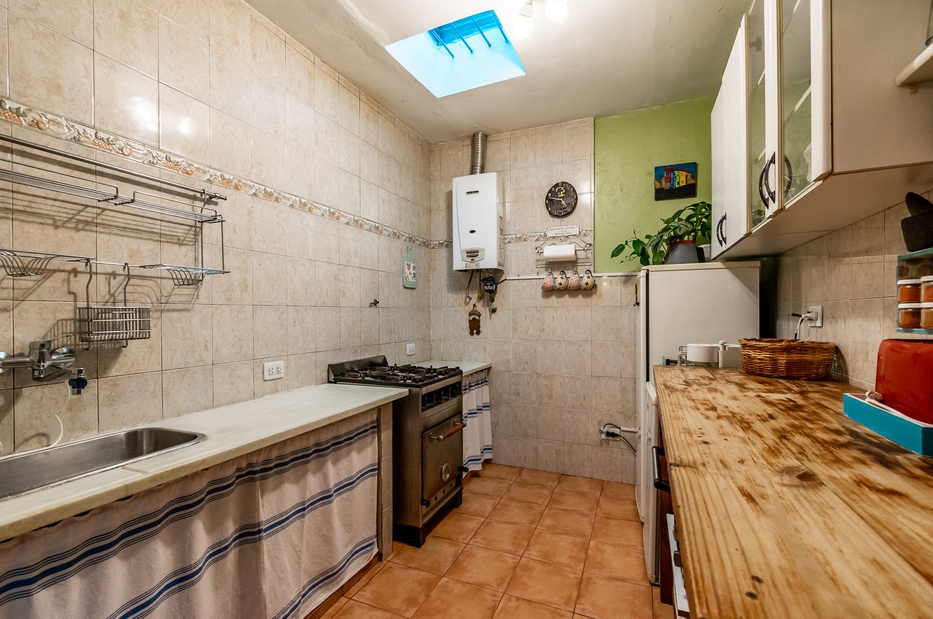 VENTA CASA 5 AMBIENTES, TERRAZA, COCHERA -V.LYNCH - 16