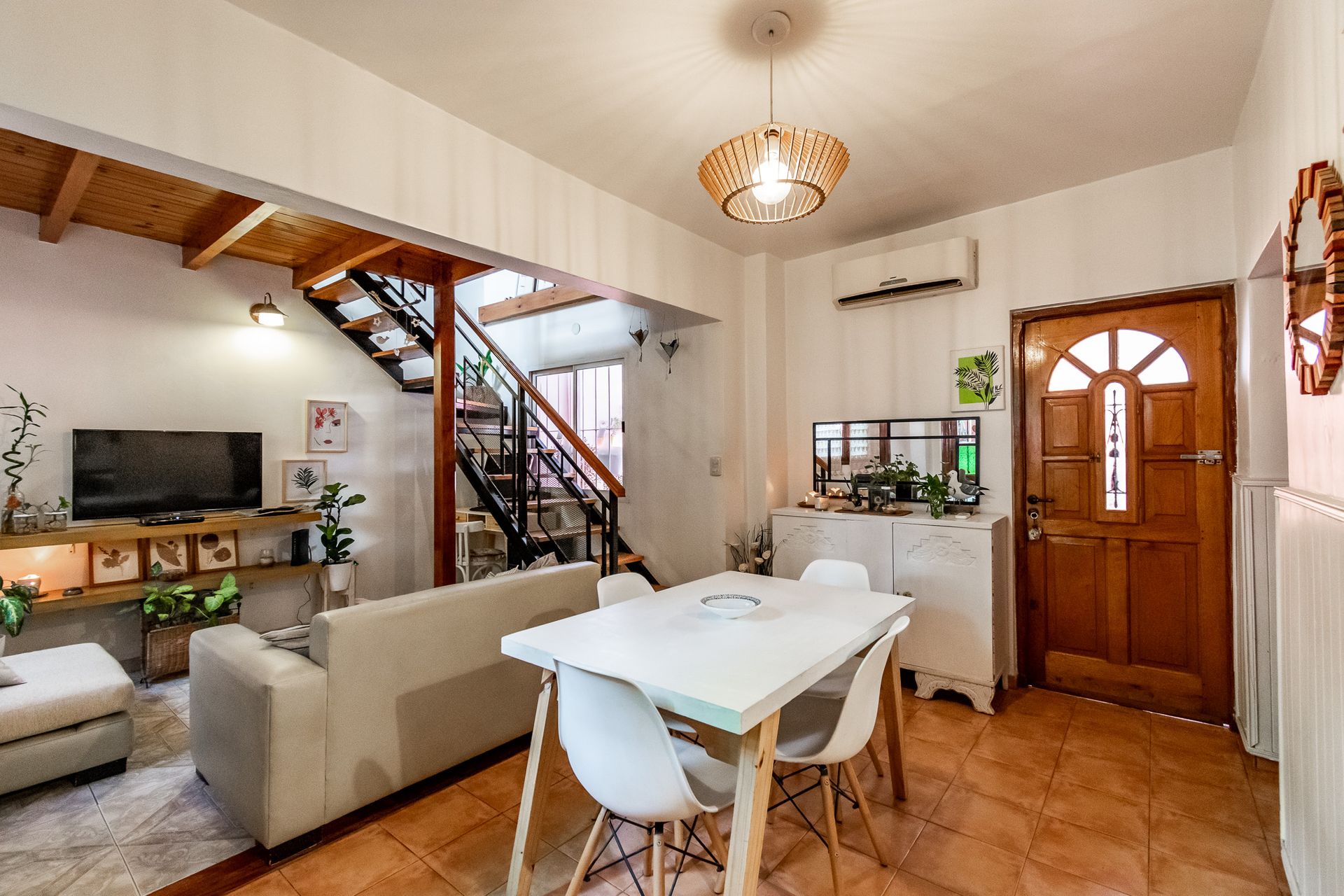 VENTA CASA 5 AMBIENTES, TERRAZA, COCHERA -V.LYNCH - 20
