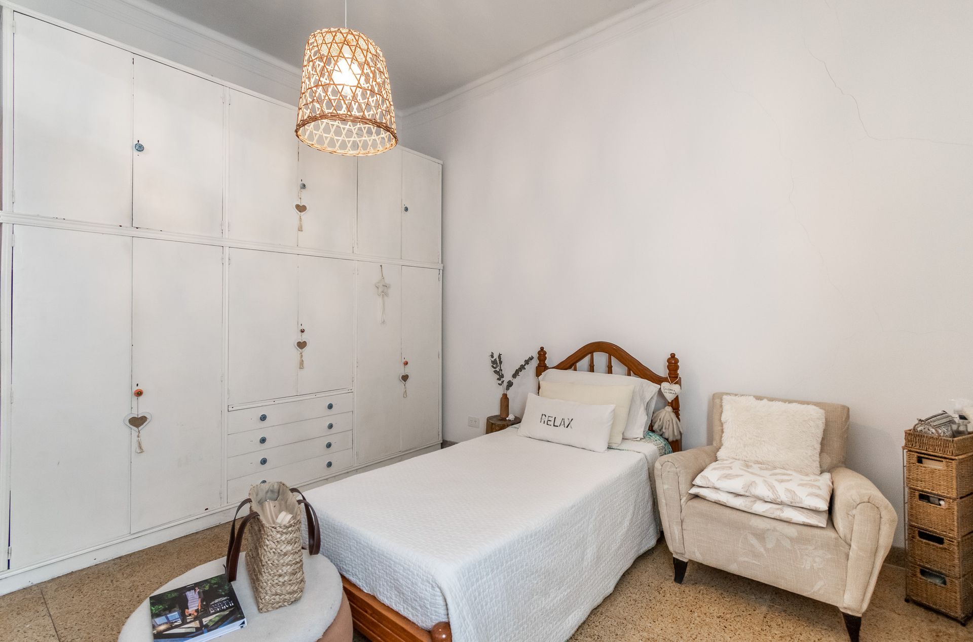 VENTA CASA 5 AMBIENTES, TERRAZA, COCHERA -V.LYNCH - 6