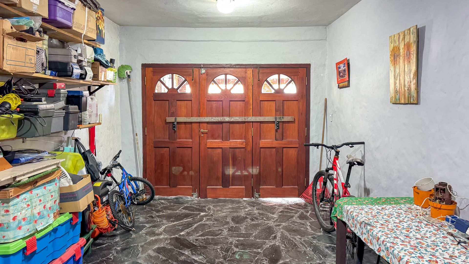 VENTA CASA EN GUTIERREZ 4 AMBIENTES - 7