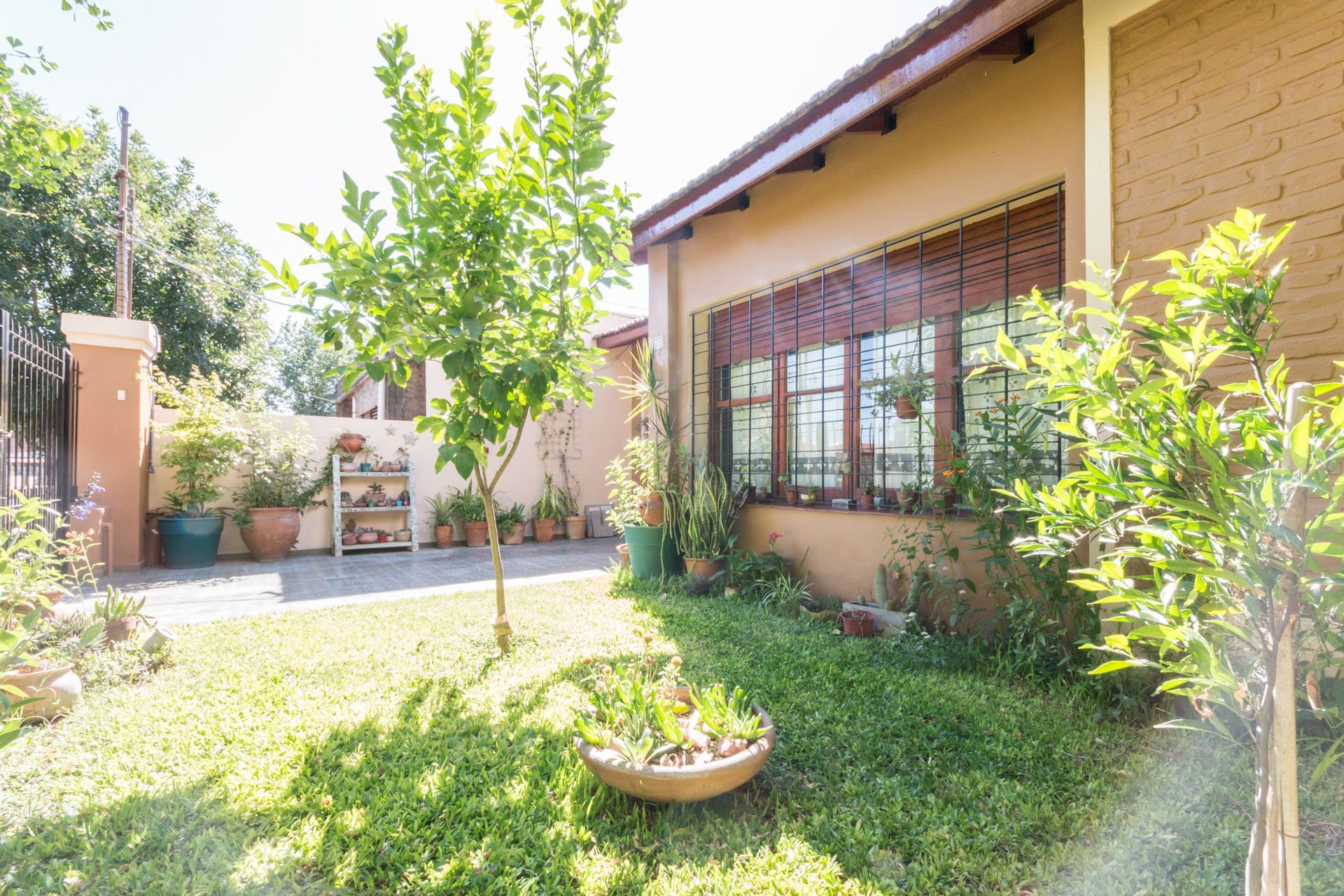 VENTA CASA 3 DORMITORIOS GLEW APTA CREDITO - 4