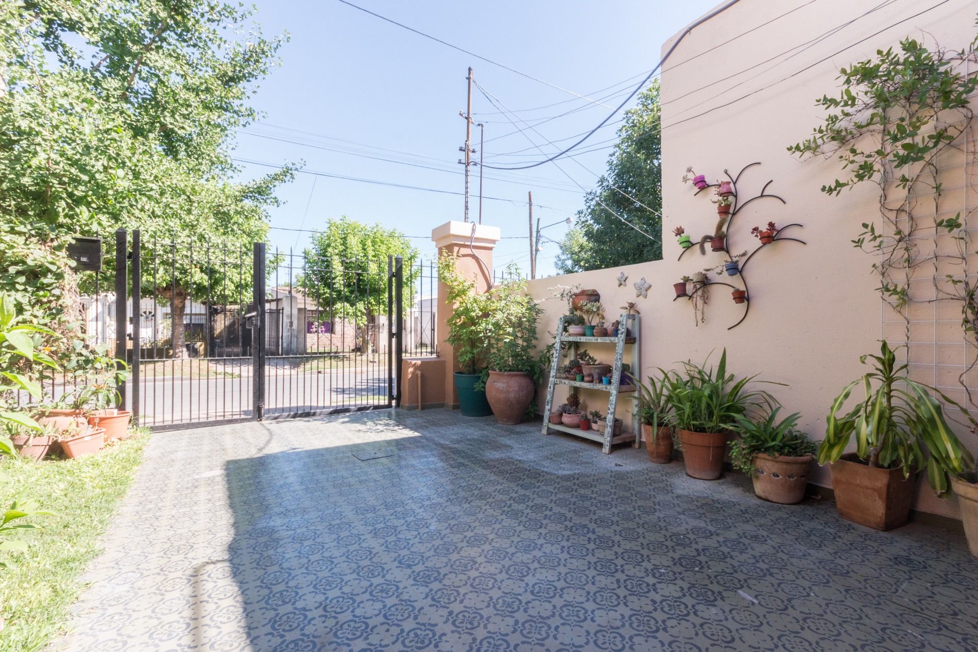VENTA CASA 3 DORMITORIOS GLEW APTA CREDITO - 3