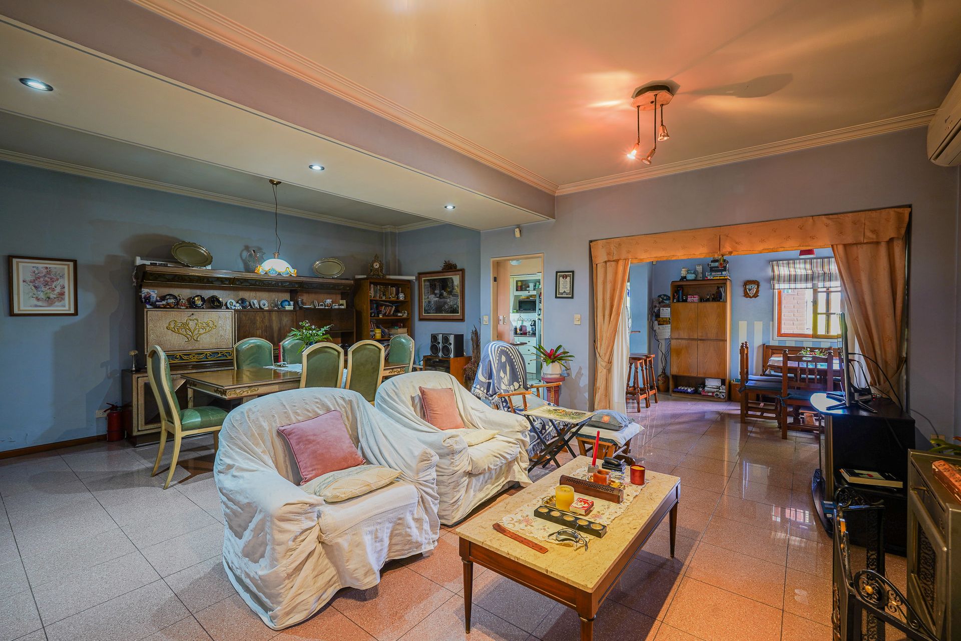 CASA 5 AMBIENTES VENTA BOULOGNE PILETA COCHERAS - 3