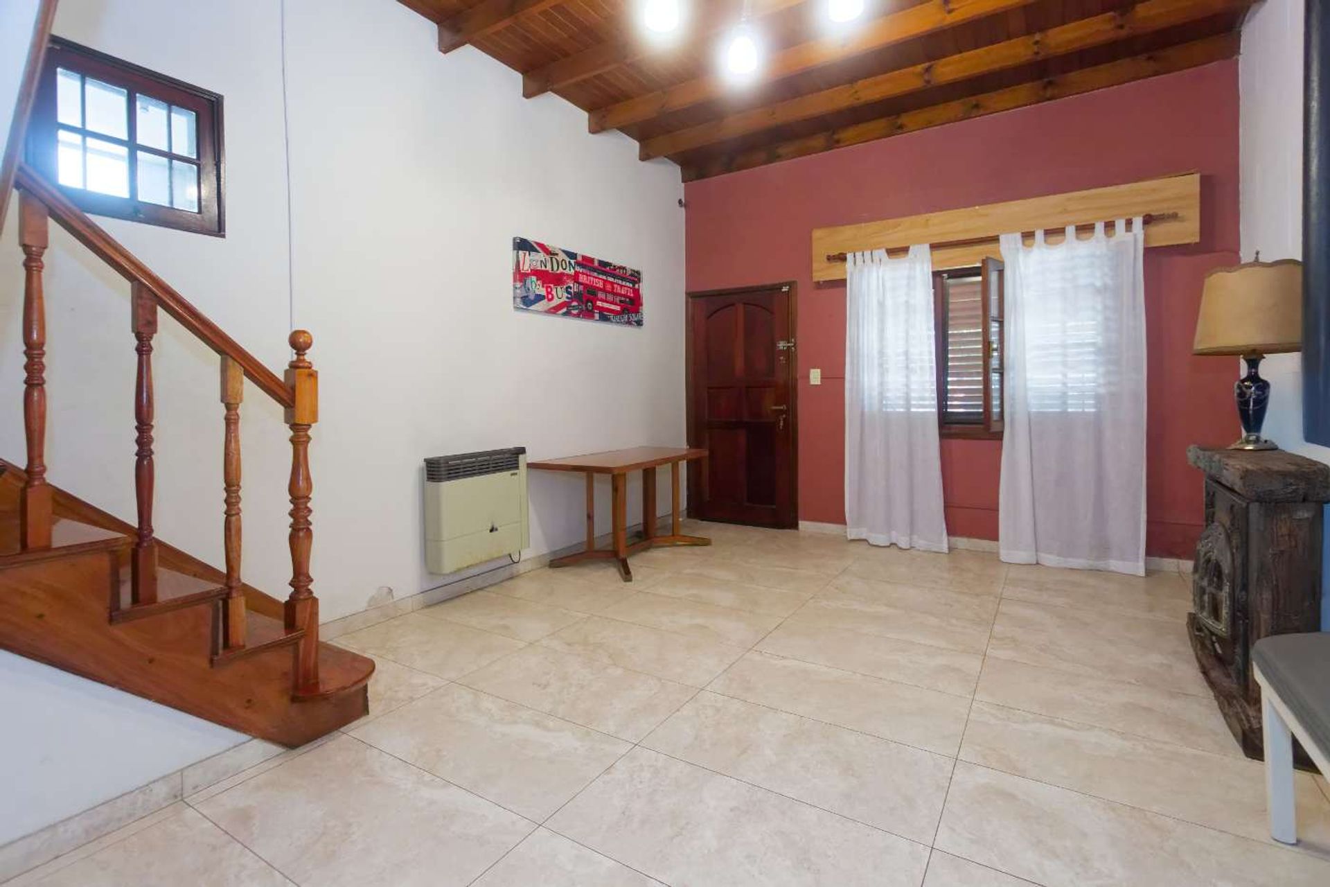 PH 4 AMBIENTES, COCHERA, TERRAZA Y QUINCHO