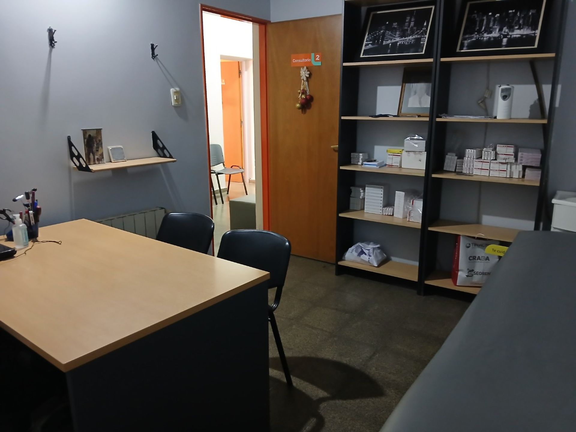Inmueble apto para Clinica u Oficinas. Capital - 7