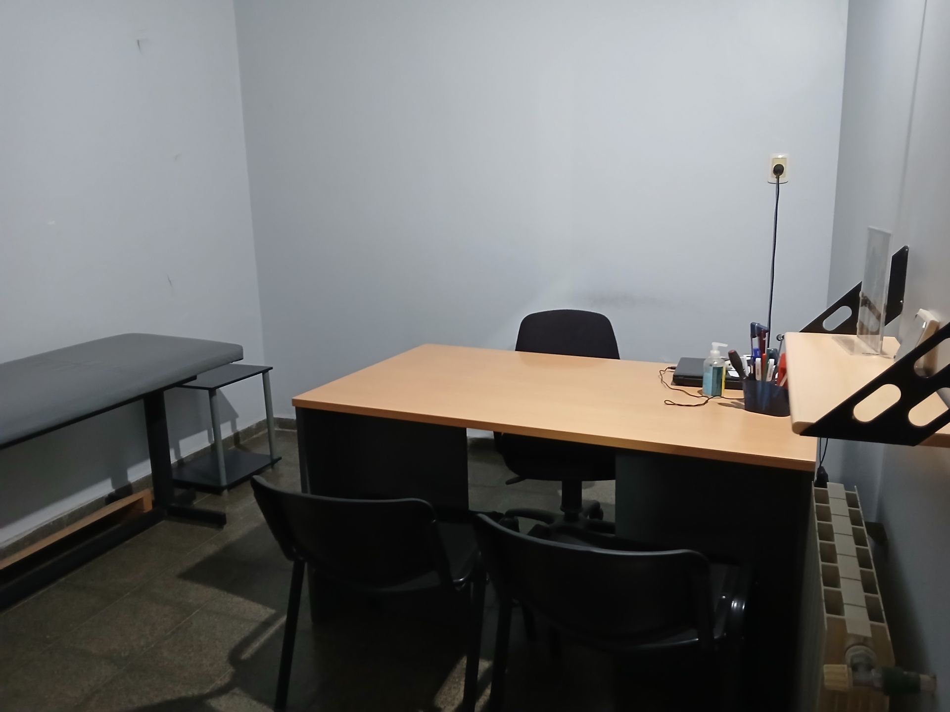 Inmueble apto para Clinica u Oficinas. Capital - 4