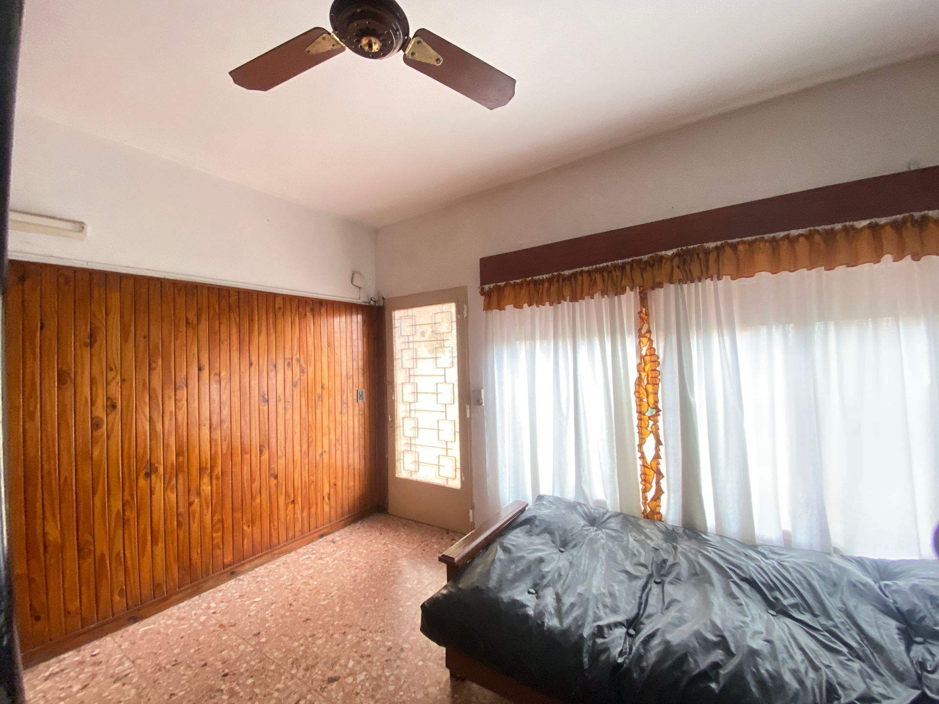 VENTA CASA 4 AMBIENTES C/ QUINCHO LIBERTAD MERLO - 12