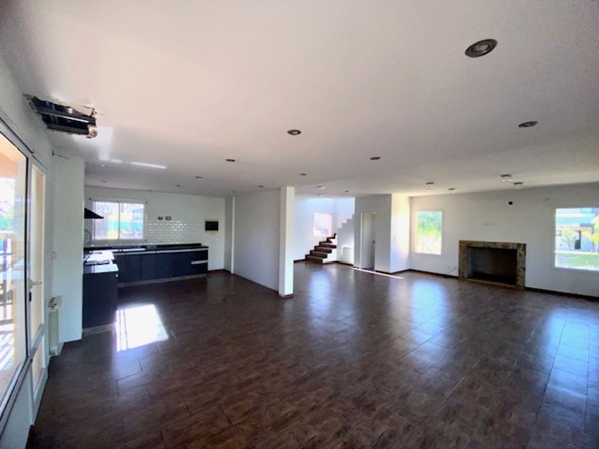 VENTA CASA EN PILAR DEL ESTE - 6