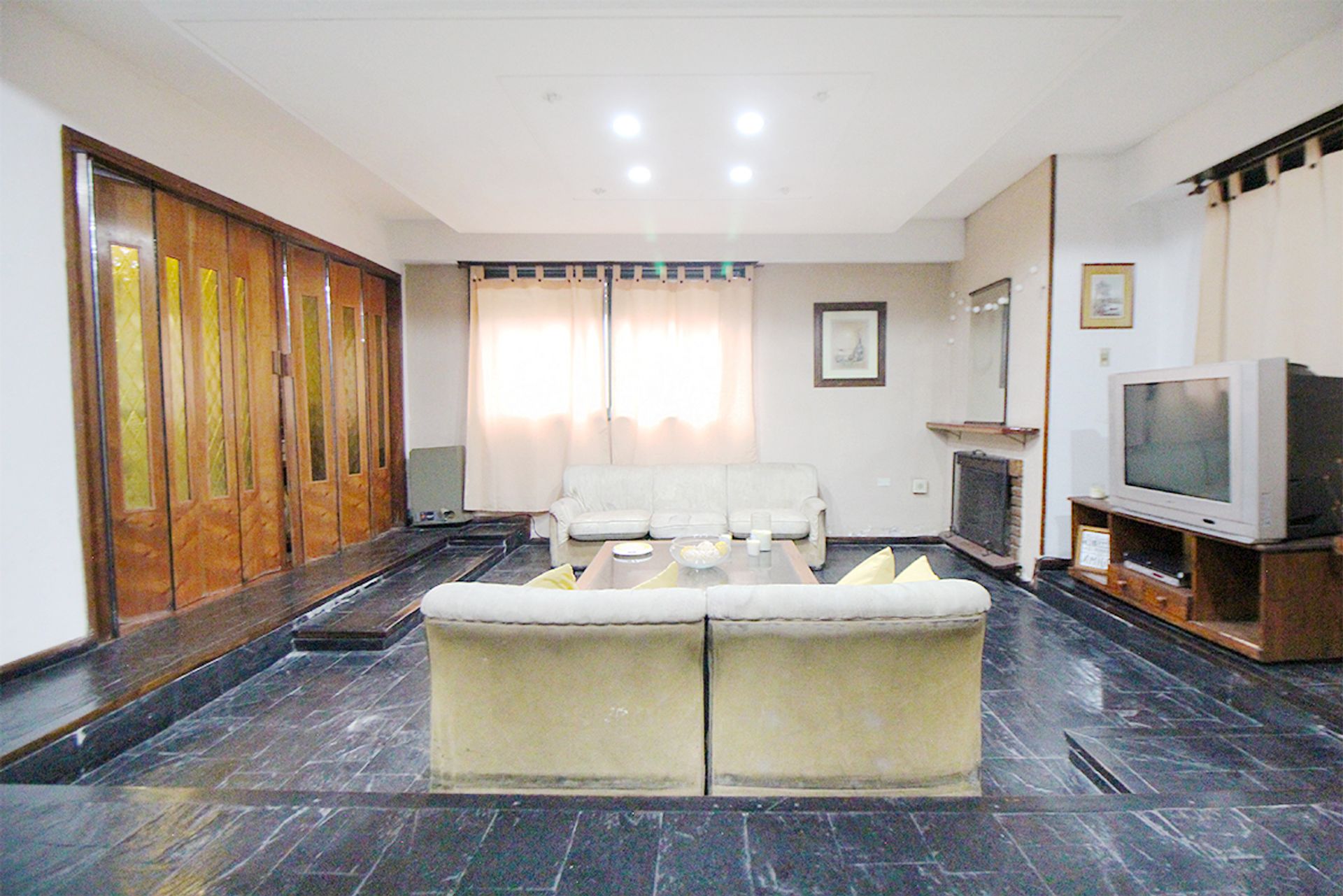 Venta casa 4 Ambientes Parque Pileta Moron Permuta - 6