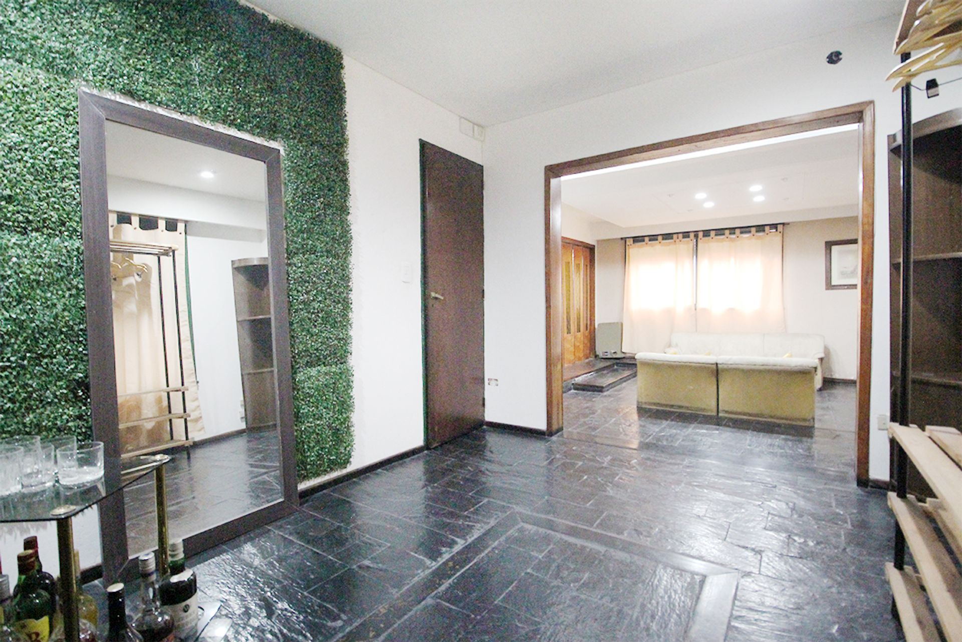 Venta casa 4 Ambientes Parque Pileta Moron Permuta - 8