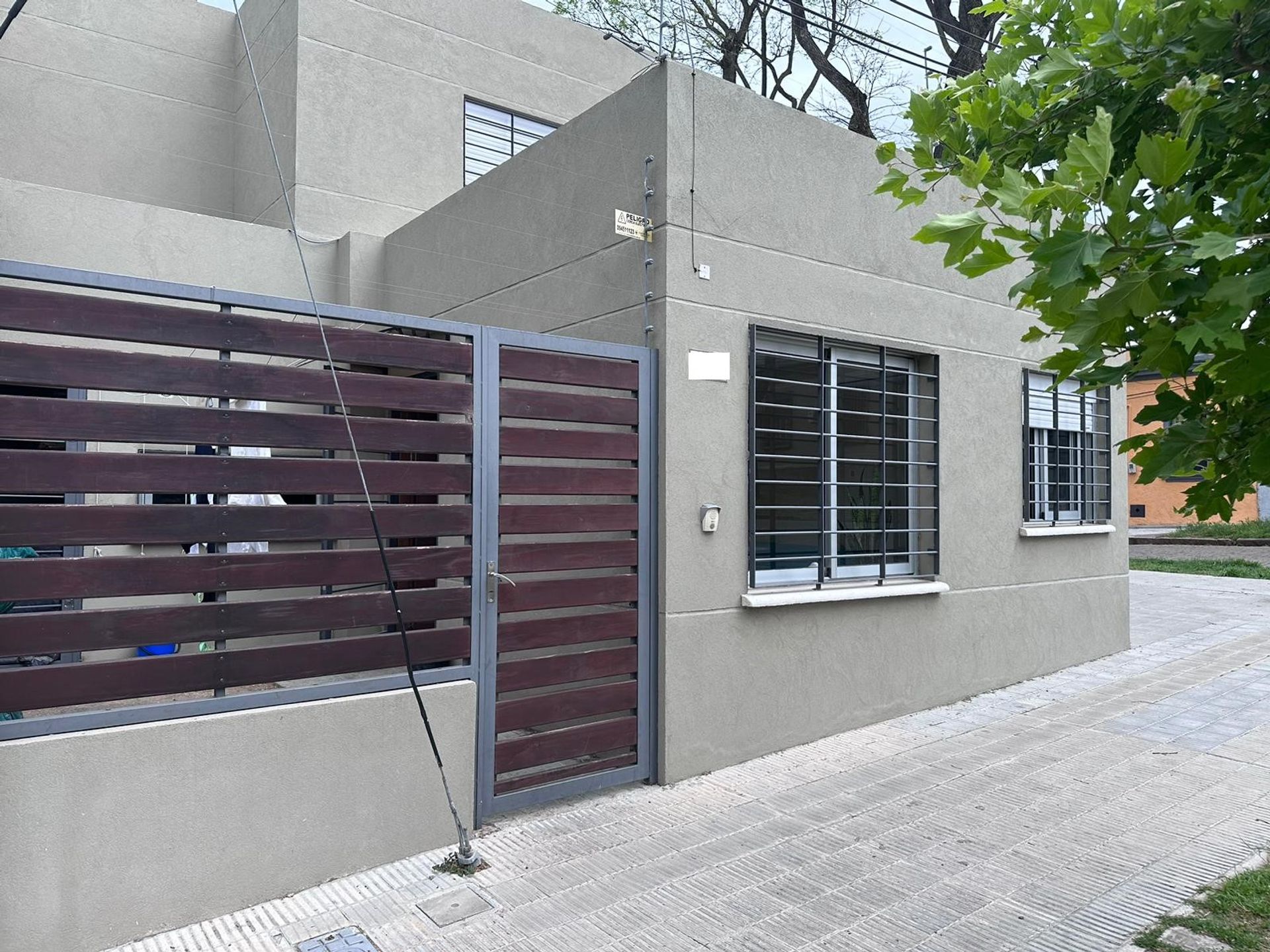 VENTA CASA PH 2 DORM PATIO RENTADO BRAZO ORIENTAL - 1