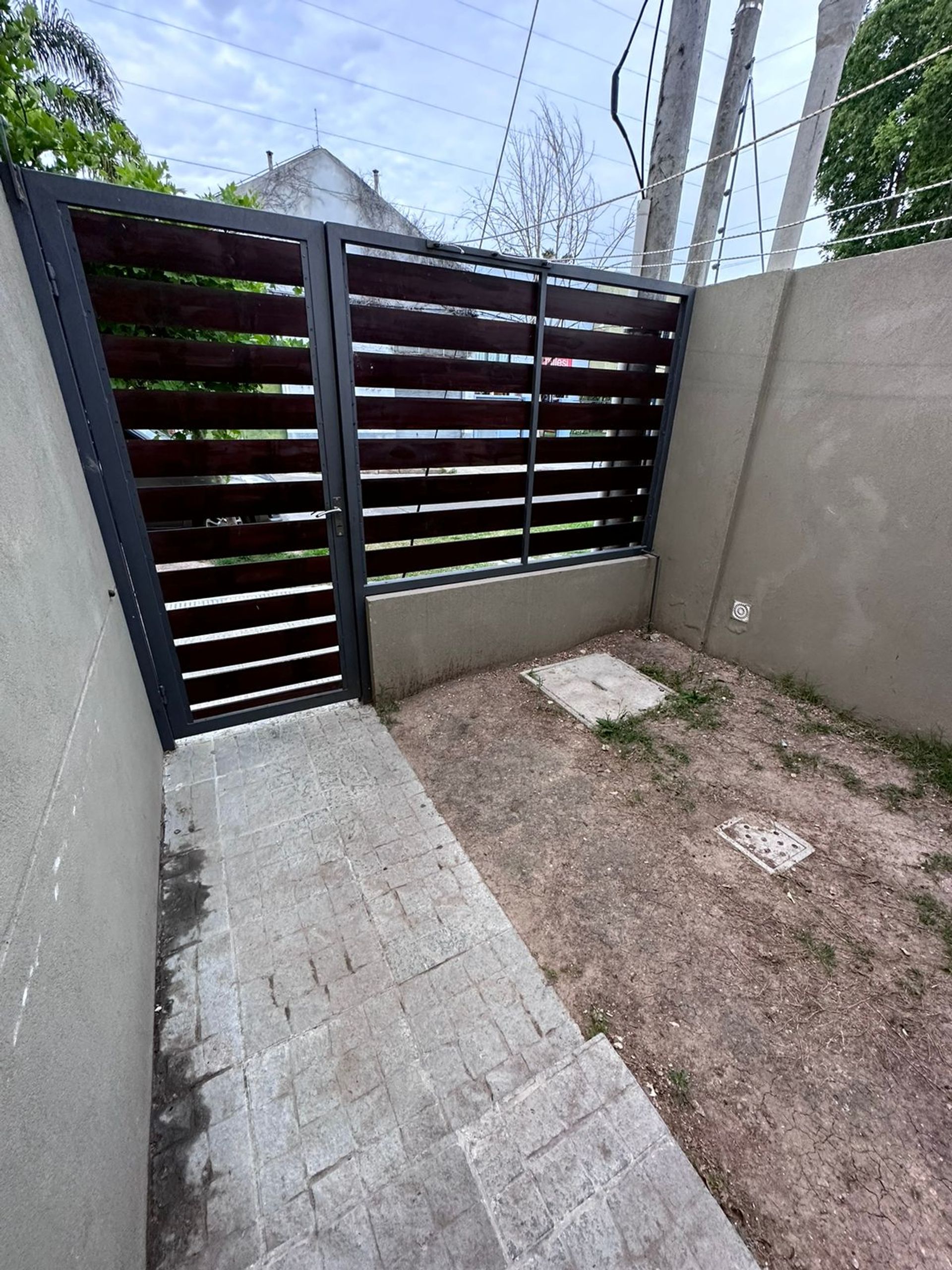 VENTA CASA PH 2 DORM PATIO RENTADO BRAZO ORIENTAL - 5