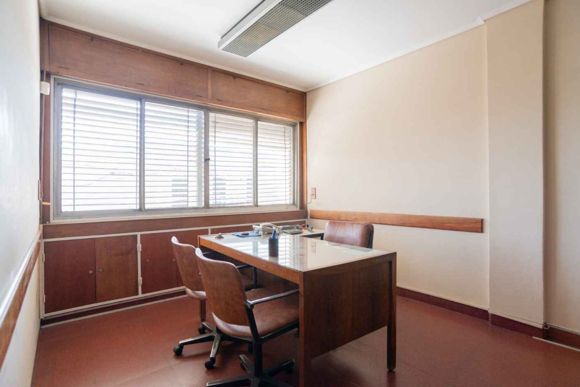 VENTA PLANTA INDUSTRIAL CON OFICINAS EN LA BOCA - 13