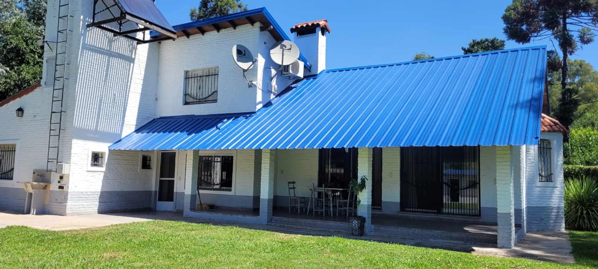 CASA 5 AMBIENTES VENTA BARRIO SANTA AMELIA V PINO - 1