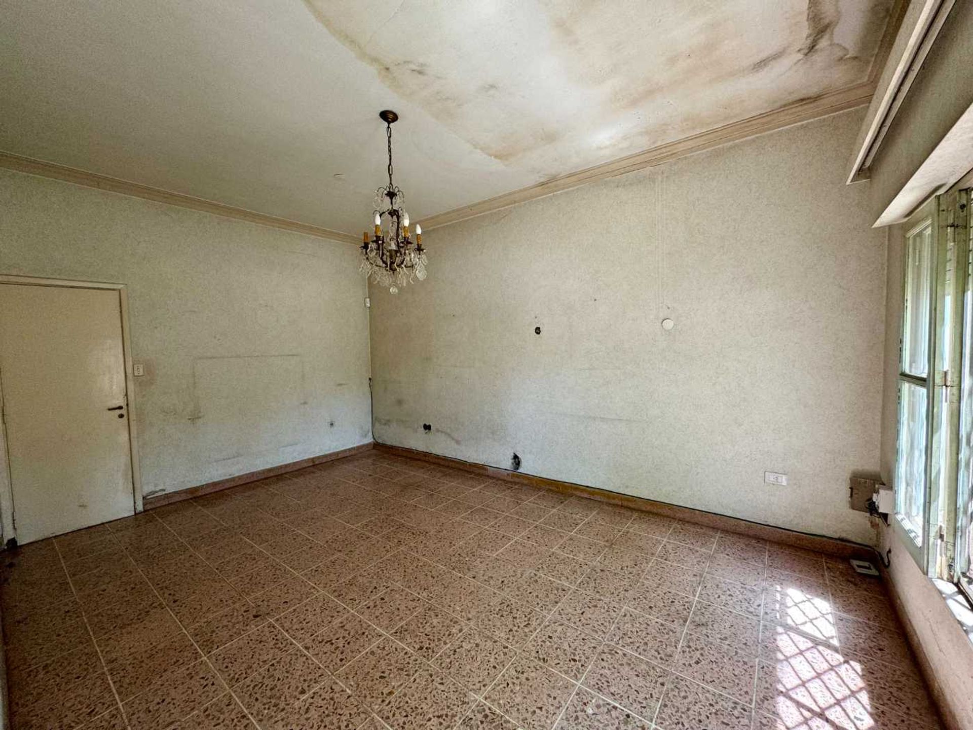VENTA CASA SOBRE DOBLE LOTE 20x40 BERNAL CENTRO - 11