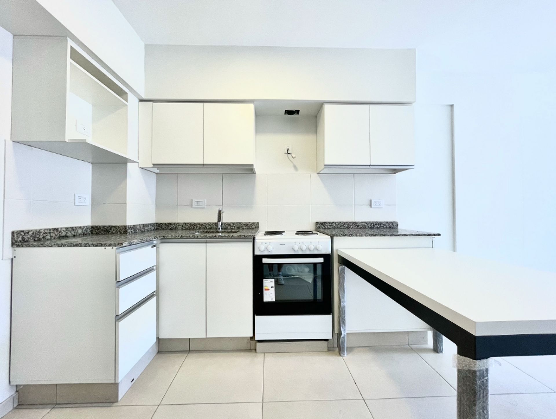 VENTA MONOAMB CON BALCON A ESTRENAR ALMAGRO - 3